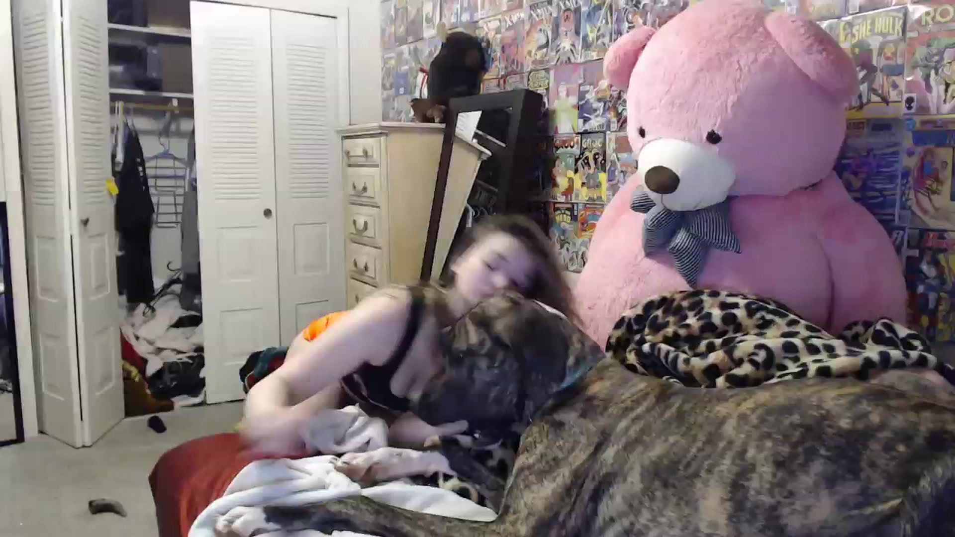 Gallery image thumbnail from Horizon_Blue's myfreecams stream on, 02/13/2024, 07:53 image 1 of 20