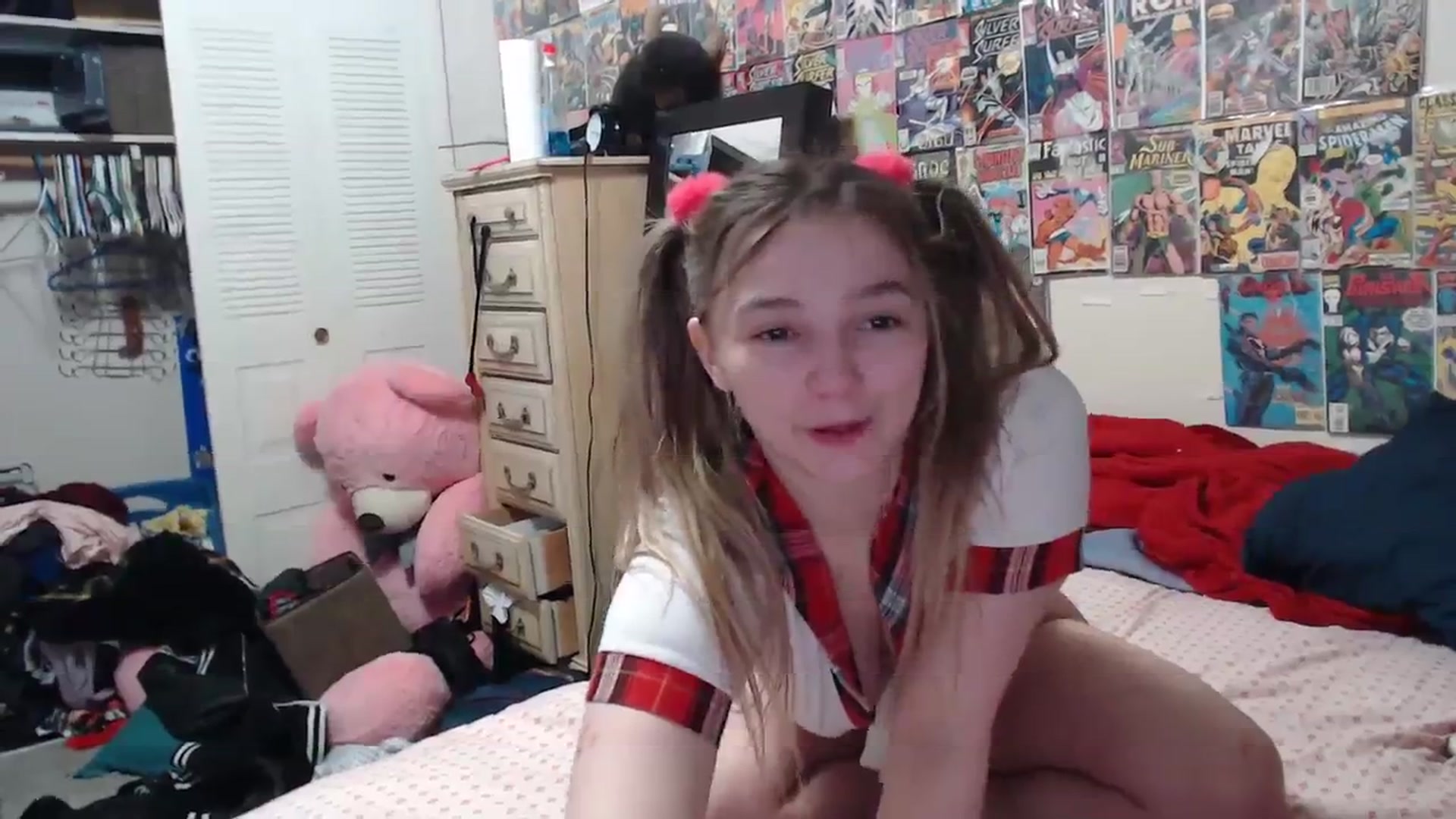 Gallery image thumbnail from Horizon_Blue's myfreecams stream on, 03/12/2024, 04:05 image 4 of 20