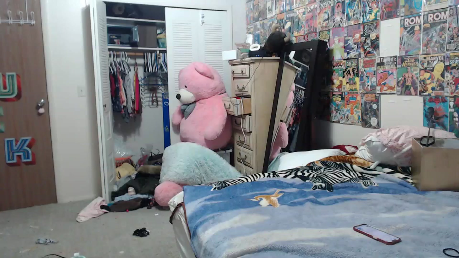 Gallery image thumbnail from Horizon_Blue's myfreecams stream on, 04/05/2024, 04:02 image 20 of 20