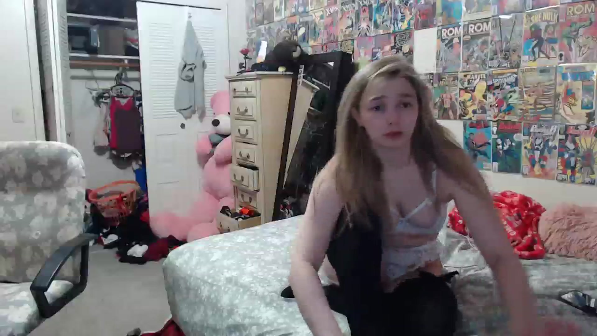 Gallery image thumbnail from Horizon_Blue's myfreecams stream on, 04/09/2024, 09:38 image 7 of 20