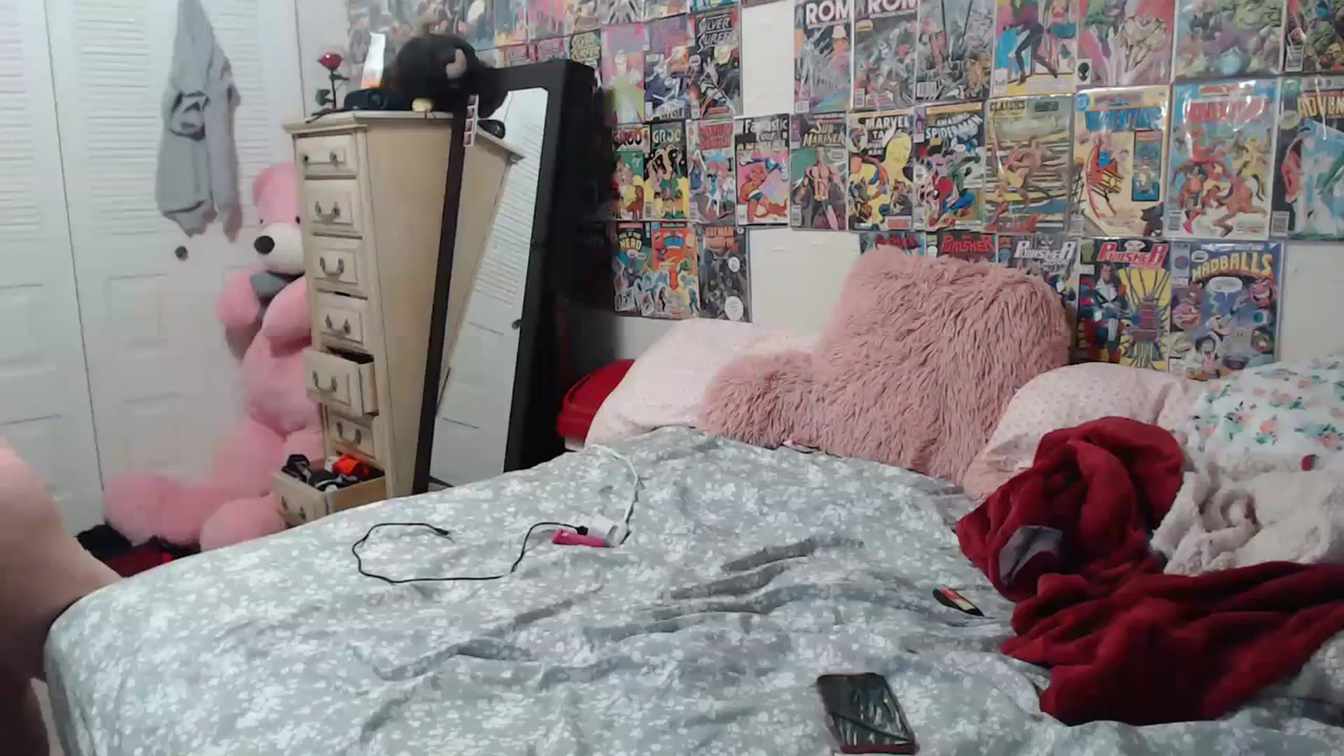 Gallery image thumbnail from Horizon_Blue's myfreecams stream on, 04/09/2024, 12:26 image 11 of 20