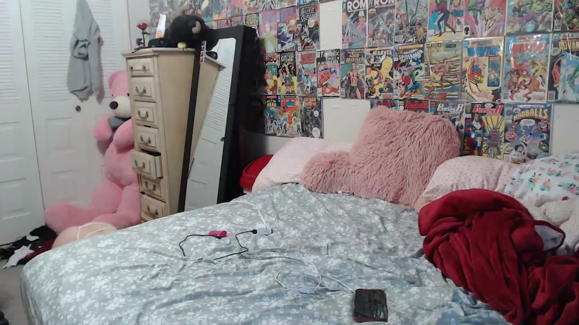Gallery image thumbnail from Horizon_Blue's myfreecams stream on, 04/09/2024, 12:26 image 12 of 20
