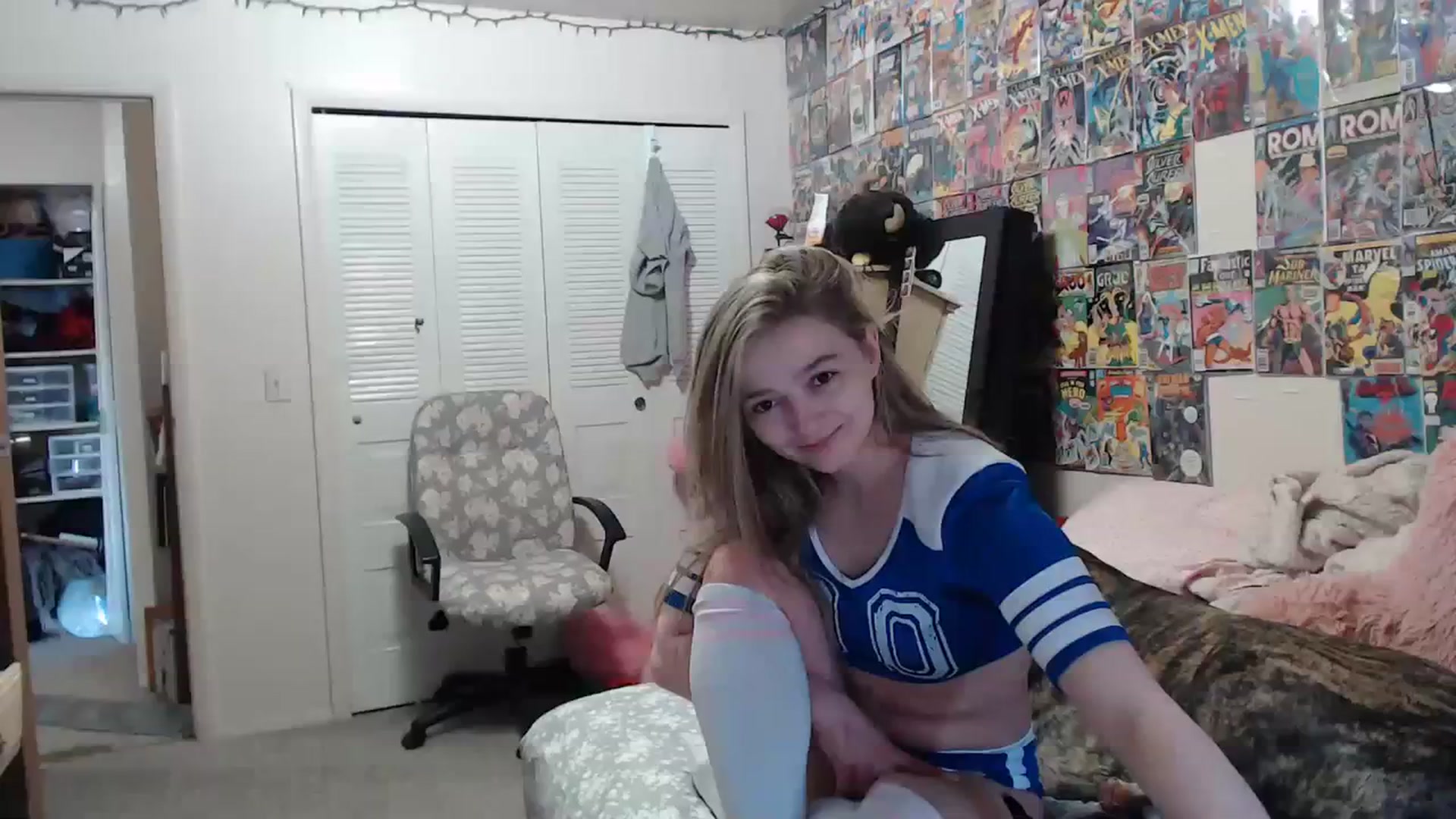 Gallery image thumbnail from Horizon_Blue's myfreecams stream on, 04/09/2024, 13:44 image 20 of 20