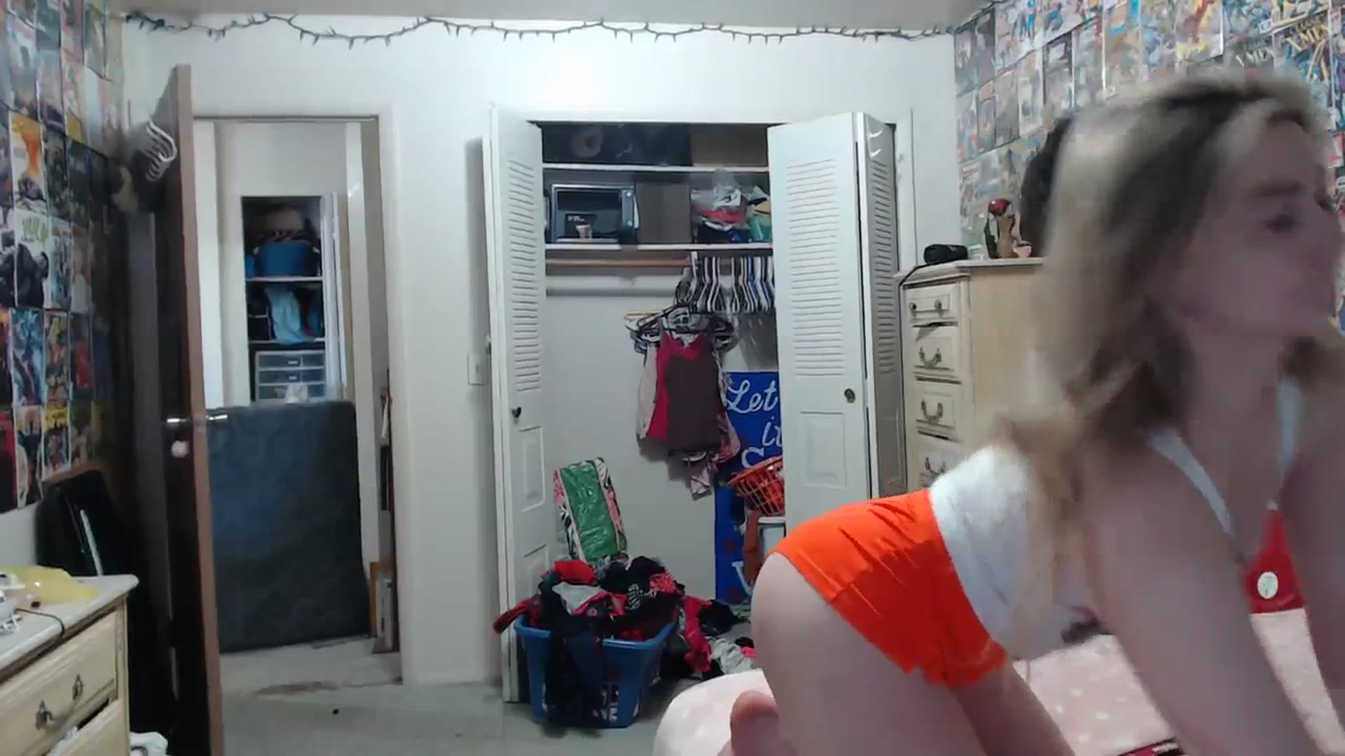 Gallery image thumbnail from Horizon_Blue's myfreecams stream on, 04/13/2024, 19:52 image 8 of 20