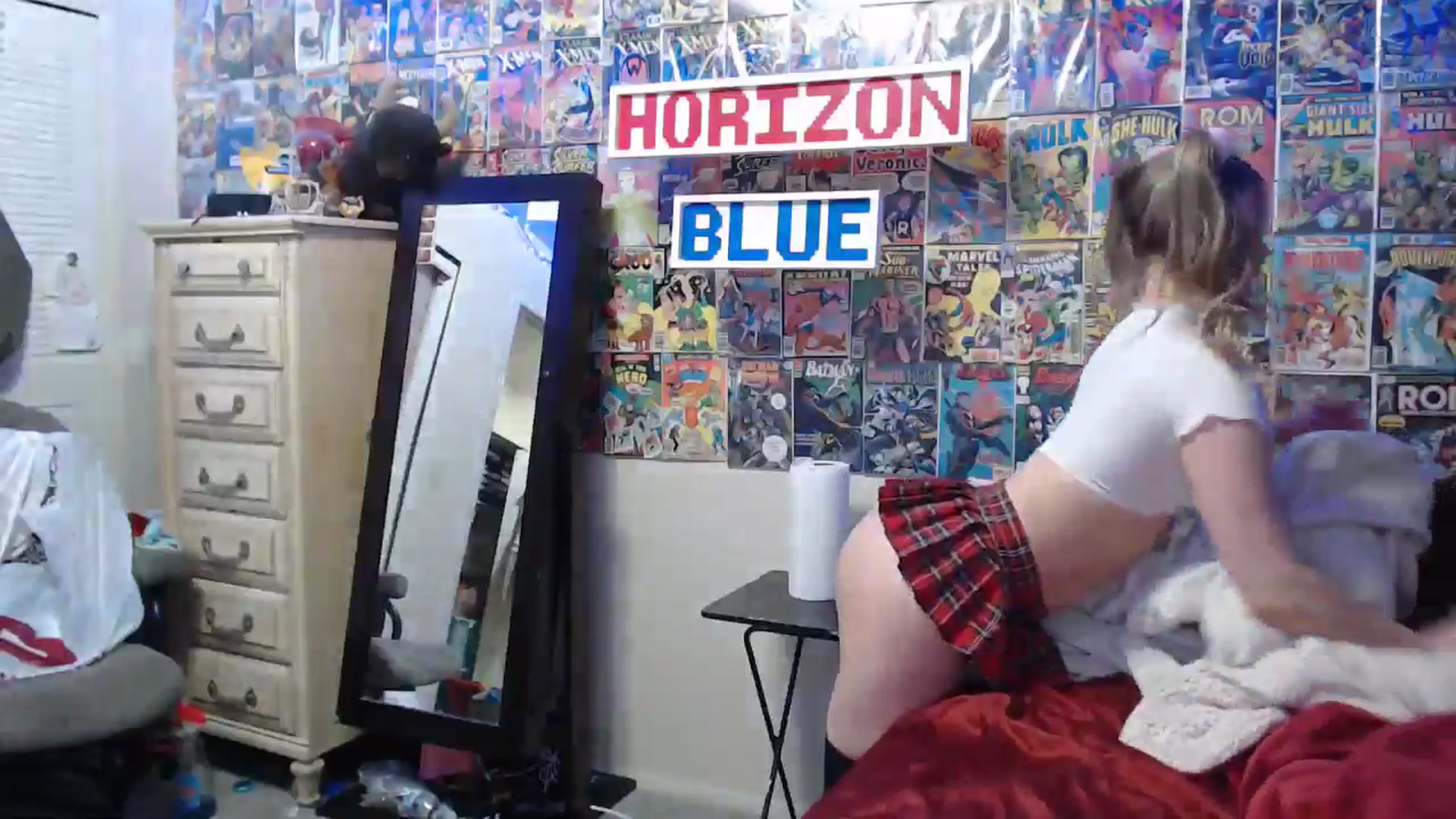 Gallery image thumbnail from Horizon_Blue's myfreecams stream on, 05/07/2024, 02:33 image 12 of 20