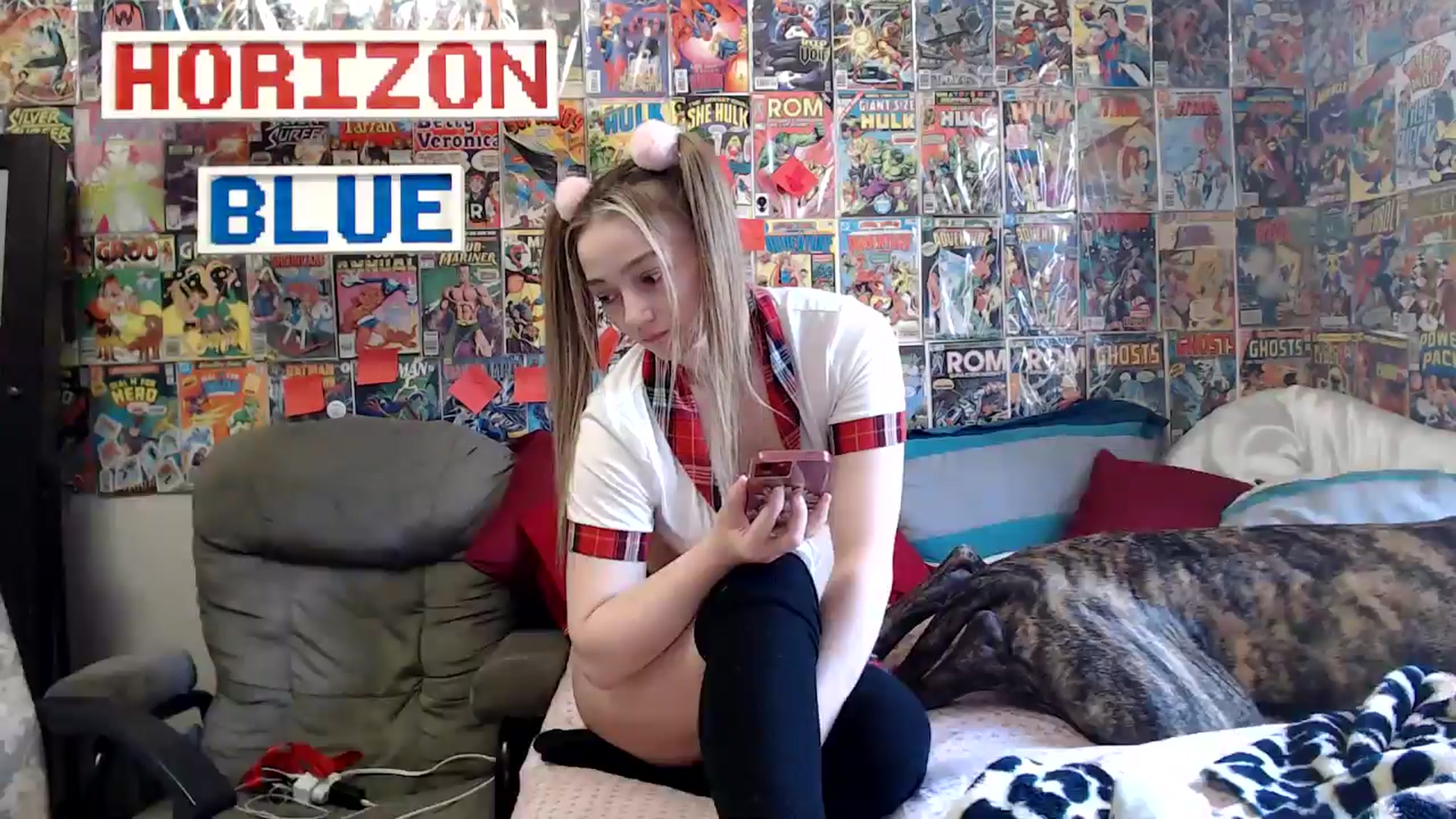 Gallery image thumbnail from Horizon_Blue's myfreecams stream on, 05/21/2024, 20:28 image 15 of 20