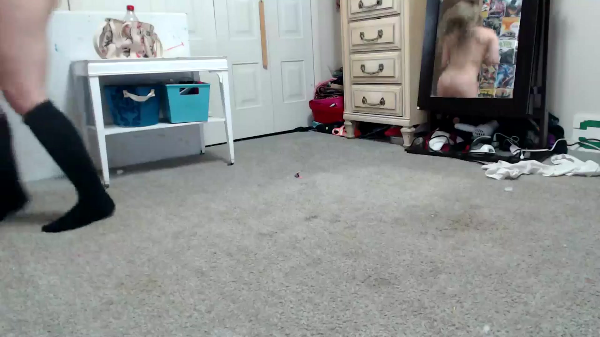Gallery image thumbnail from Horizon_Blue's myfreecams stream on, 06/23/2024, 07:27 image 17 of 20