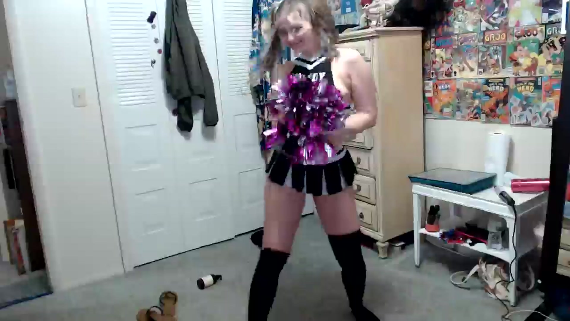 Gallery image thumbnail from Horizon_Blue's myfreecams stream on, 07/07/2024, 02:12 image 11 of 20