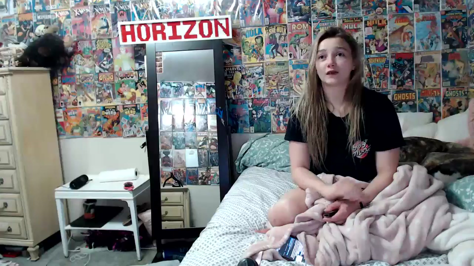 Gallery image thumbnail from Horizon_Blue's myfreecams stream on, 07/09/2024, 09:21 image 20 of 20