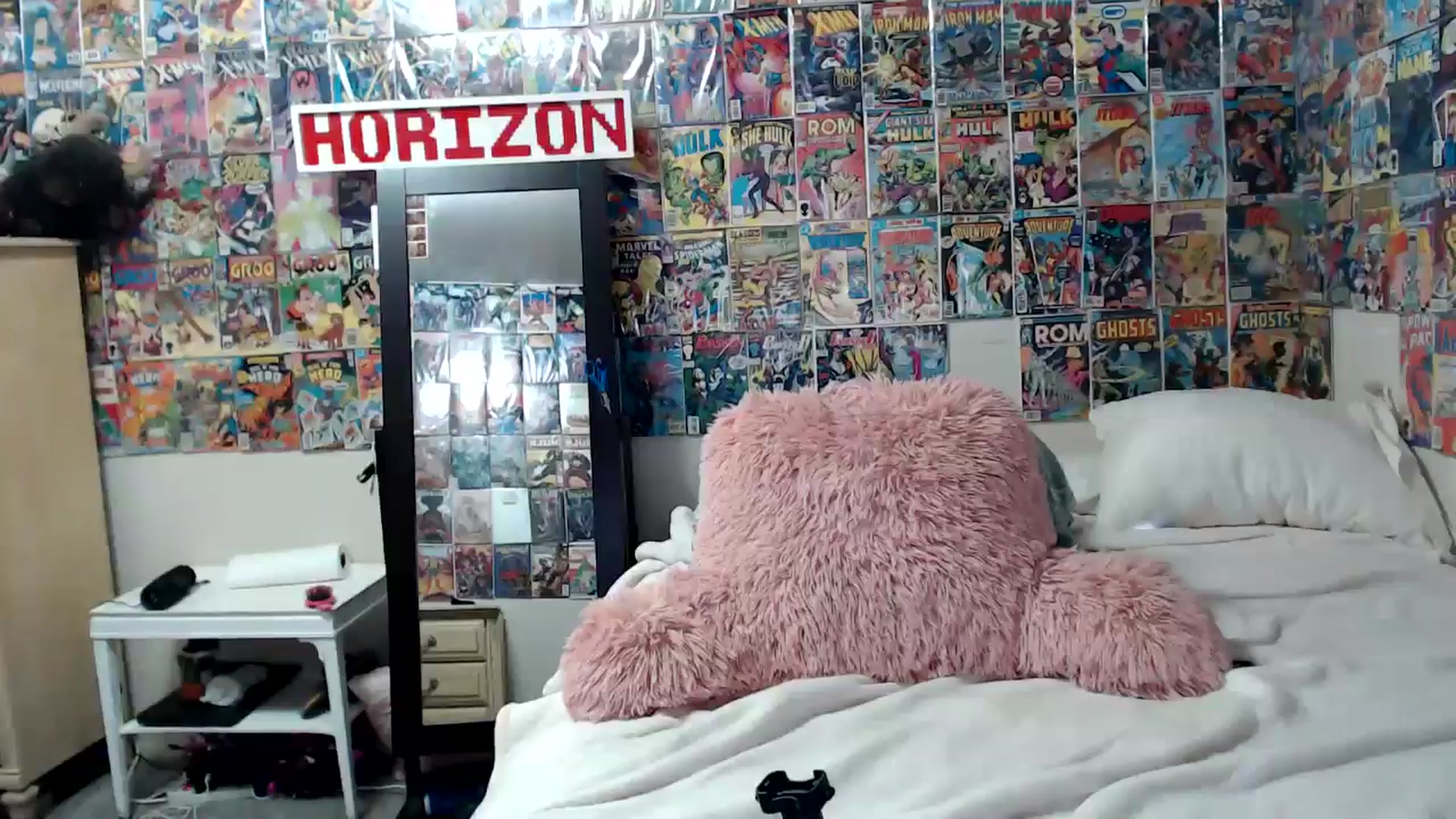Gallery image thumbnail from Horizon_Blue's myfreecams stream on, 07/09/2024, 09:21 image 9 of 20