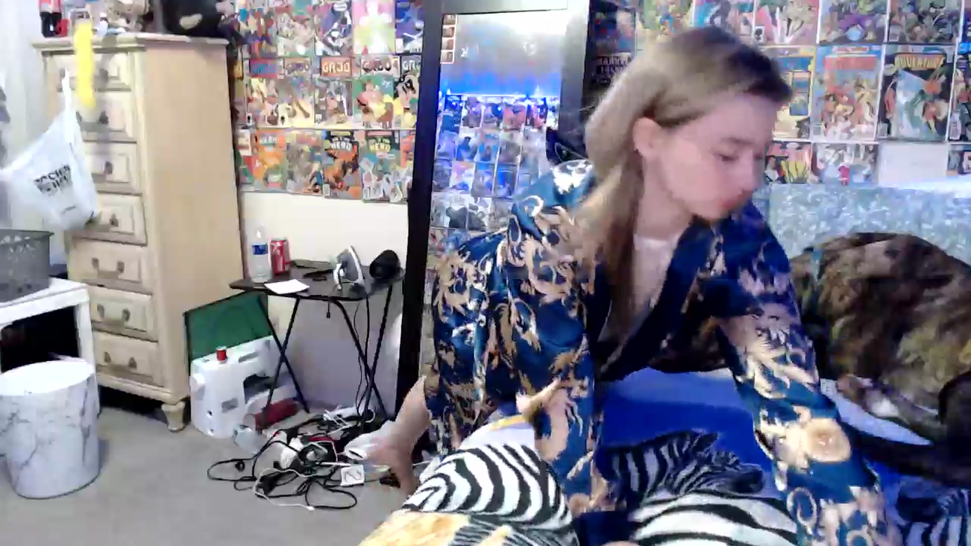 Gallery image thumbnail from Horizon_Blue's myfreecams stream on, 07/19/2024, 05:23 image 10 of 20