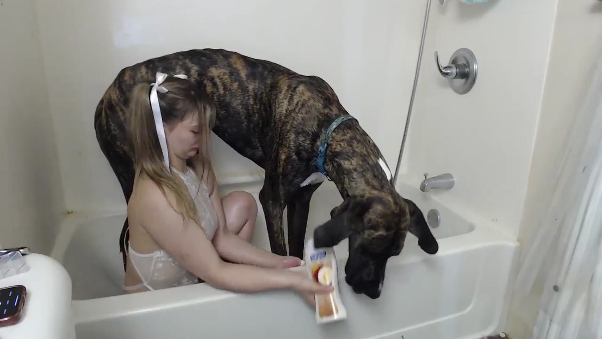 Gallery image thumbnail from Horizon_Blue's myfreecams stream on, 07/19/2024, 06:54 image 12 of 20
