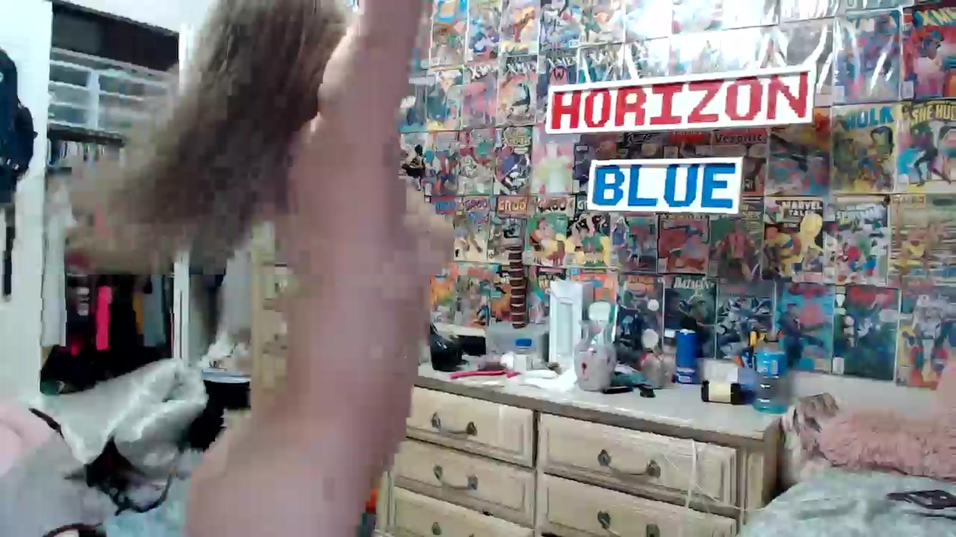 Gallery image thumbnail from Horizon_Blue's myfreecams stream on, 08/15/2024, 11:17 image 8 of 20