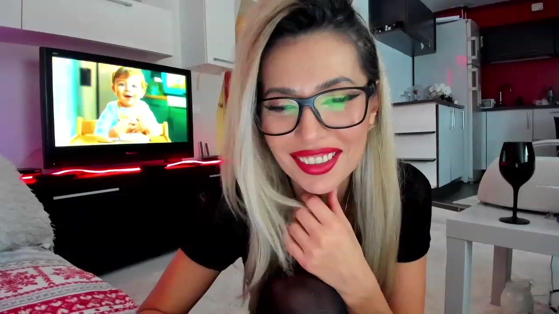 Gallery image thumbnail from Horny4Santa's myfreecams stream on, 12/16/2023, 02:41 image 2 of 20