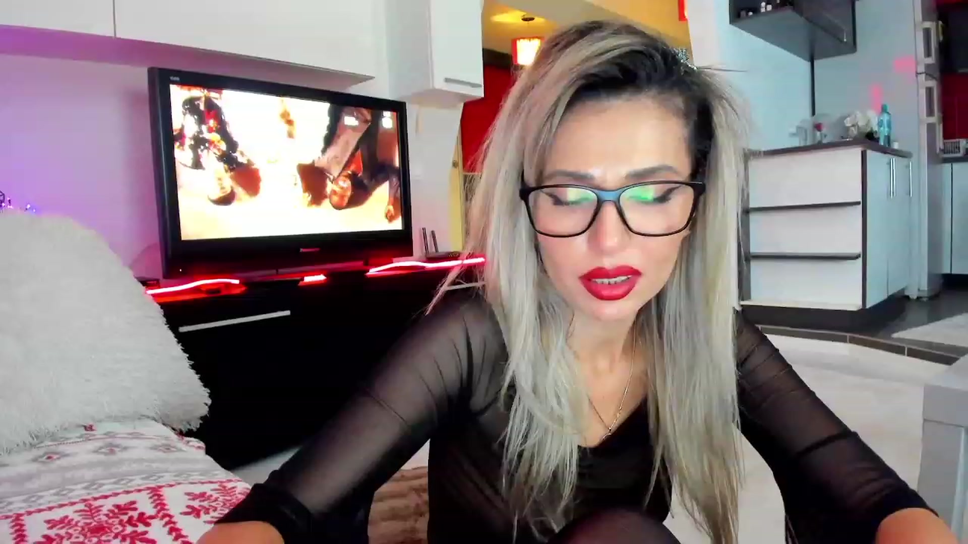 Gallery image thumbnail from Horny4Santa's myfreecams stream on, 12/19/2023, 01:48 image 3 of 20