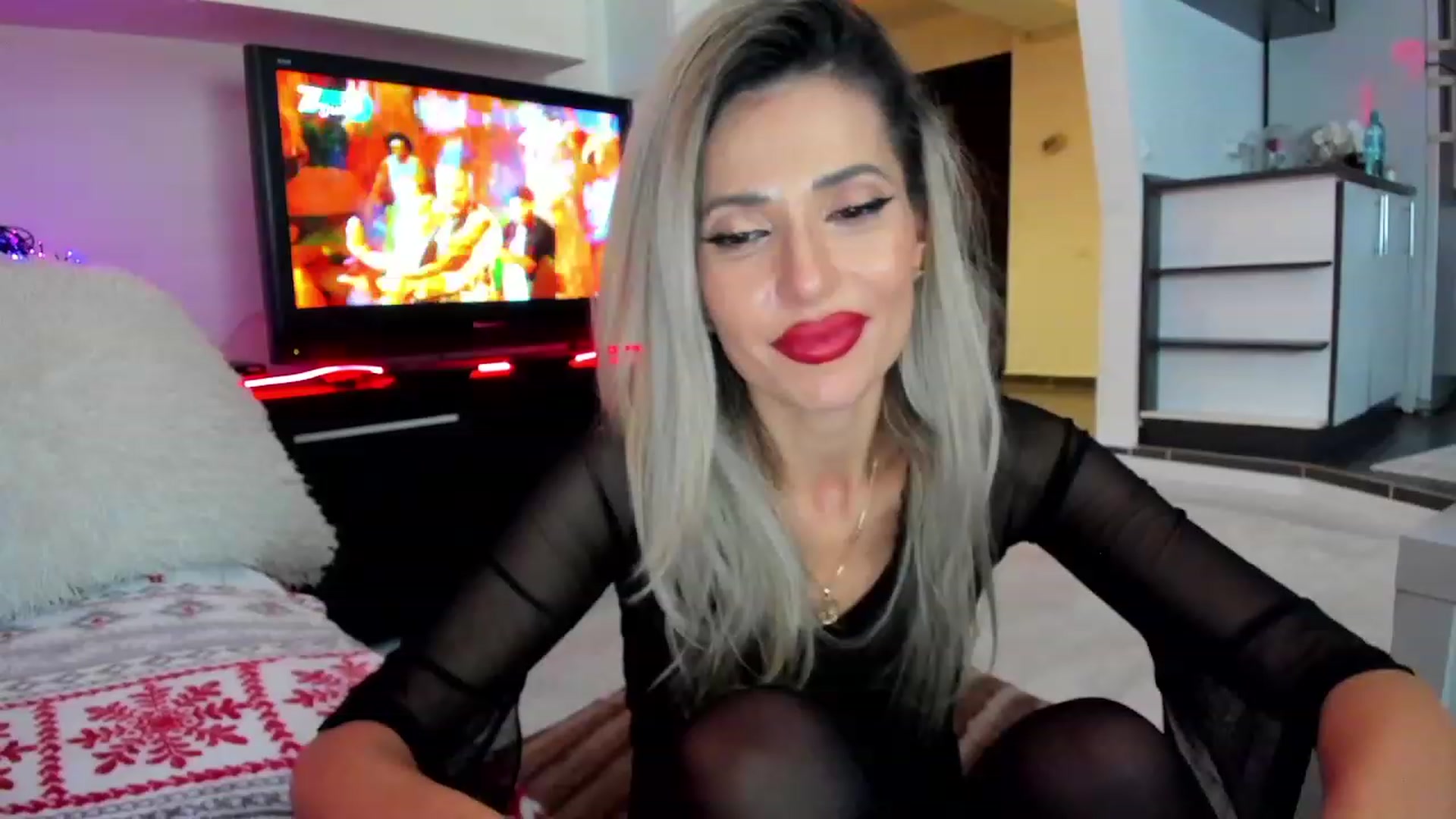 Gallery image thumbnail from Horny4Santa's myfreecams stream on, 12/19/2023, 02:51 image 11 of 20