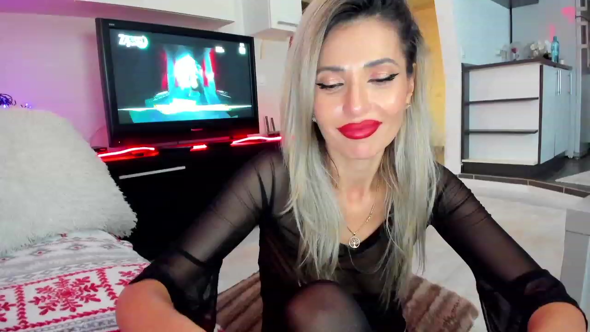 Gallery image thumbnail from Horny4Santa's myfreecams stream on, 12/19/2023, 02:51 image 12 of 20