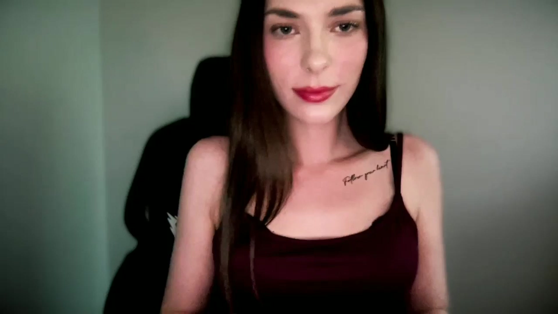Gallery image thumbnail from HornyHailey's myfreecams stream on, 05/27/2024, 14:47 image 14 of 20
