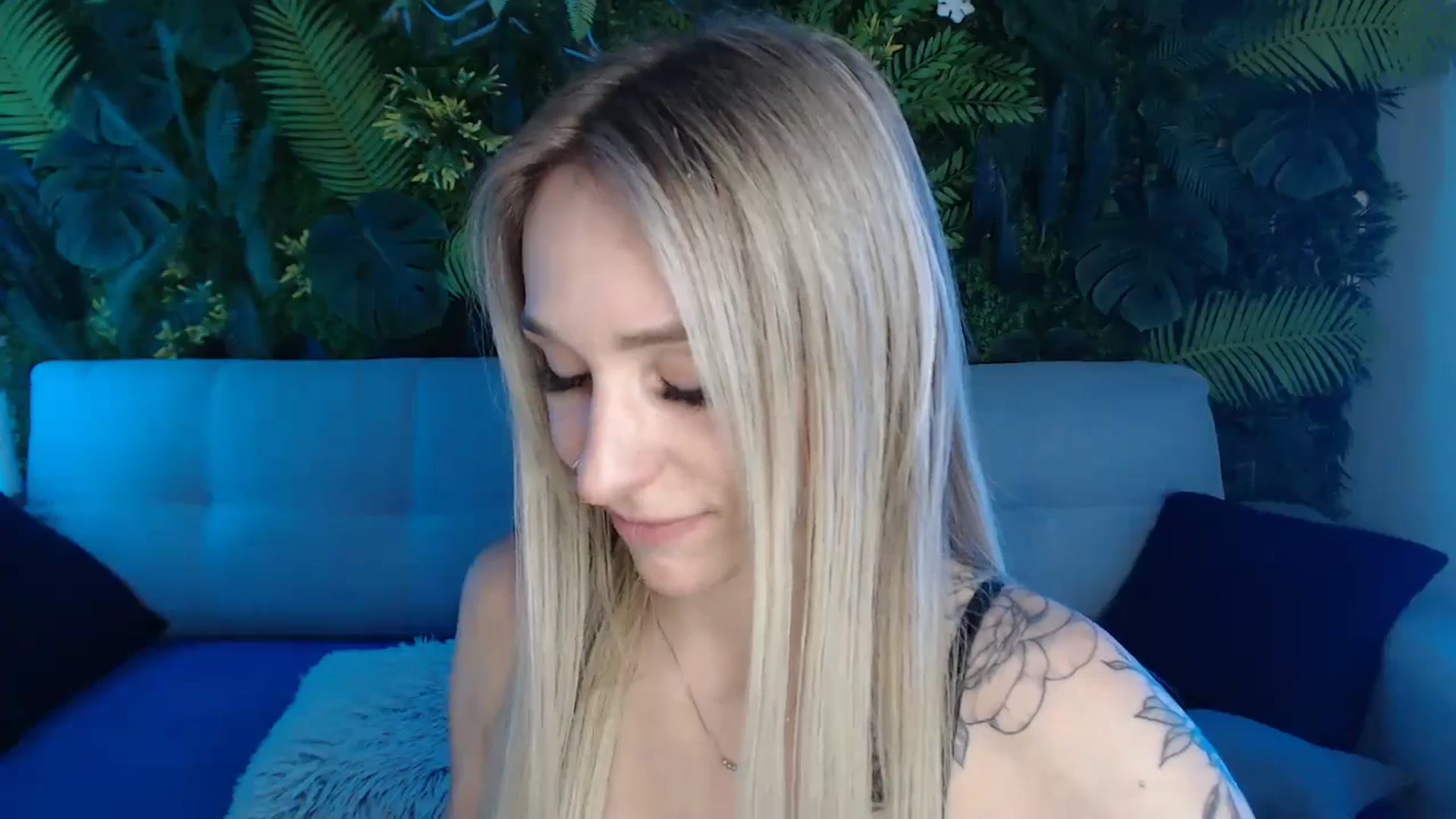 Gallery image thumbnail from Horny_Blond's myfreecams stream on, 05/10/2024, 08:59 image 9 of 20