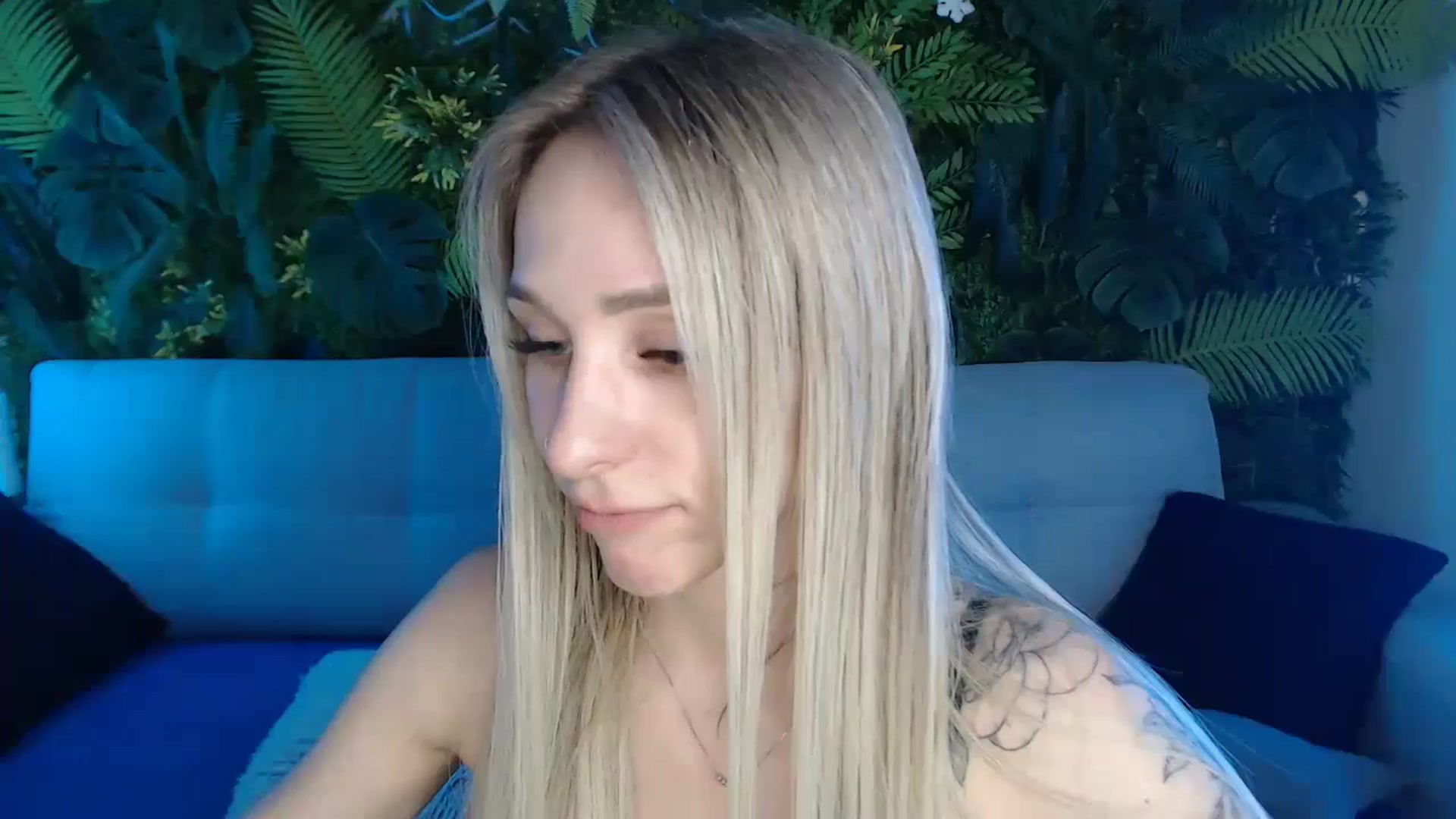 Gallery image thumbnail from Horny_Blond's myfreecams stream on, 05/10/2024, 08:59 image 12 of 20