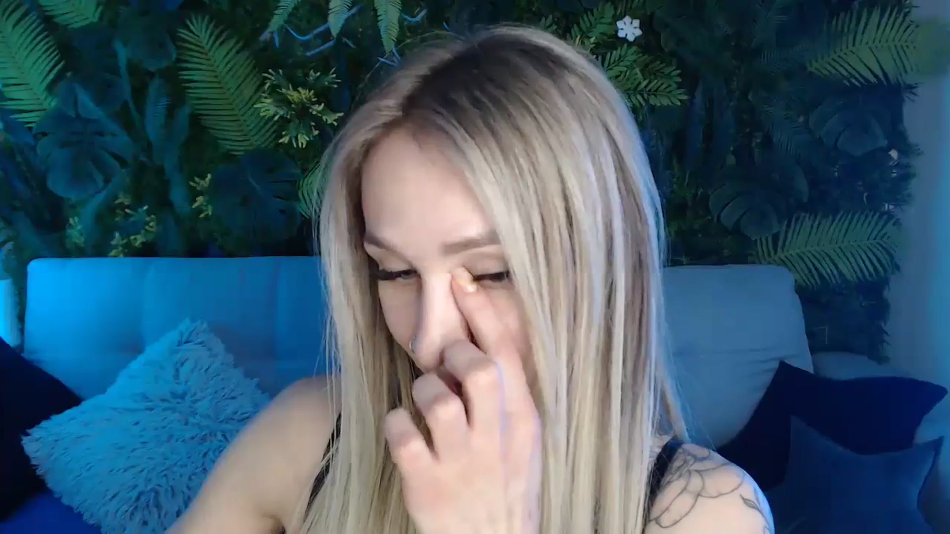 Gallery image thumbnail from Horny_Blond's myfreecams stream on, 05/10/2024, 10:05 image 5 of 20