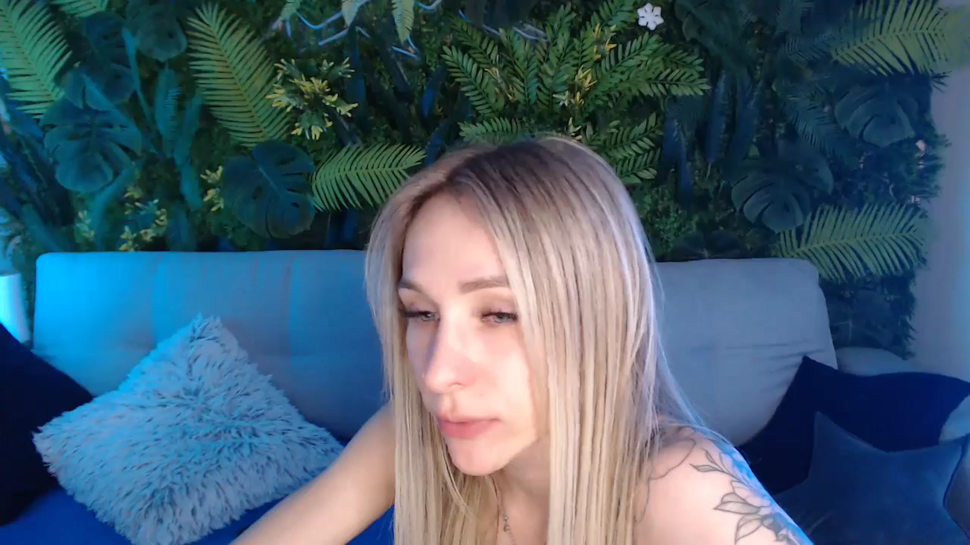 Gallery image thumbnail from Horny_Blond's myfreecams stream on, 05/10/2024, 10:25 image 7 of 20