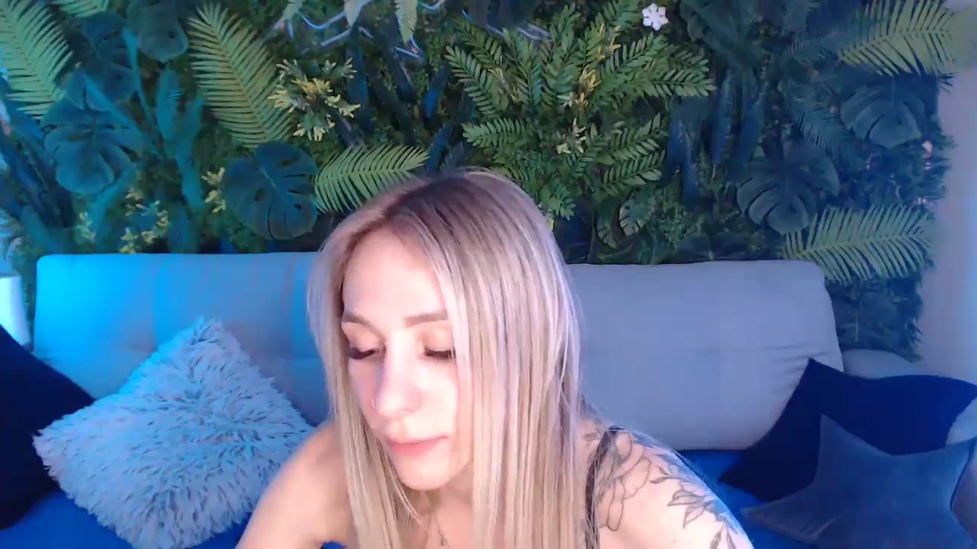 Gallery image thumbnail from Horny_Blond's myfreecams stream on, 05/10/2024, 10:25 image 3 of 20