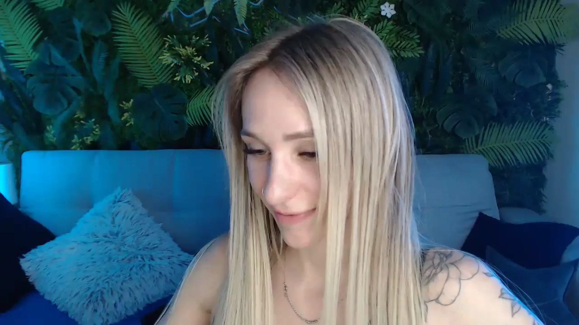 Gallery image thumbnail from Horny_Blond's myfreecams stream on, 05/10/2024, 10:25 image 1 of 20