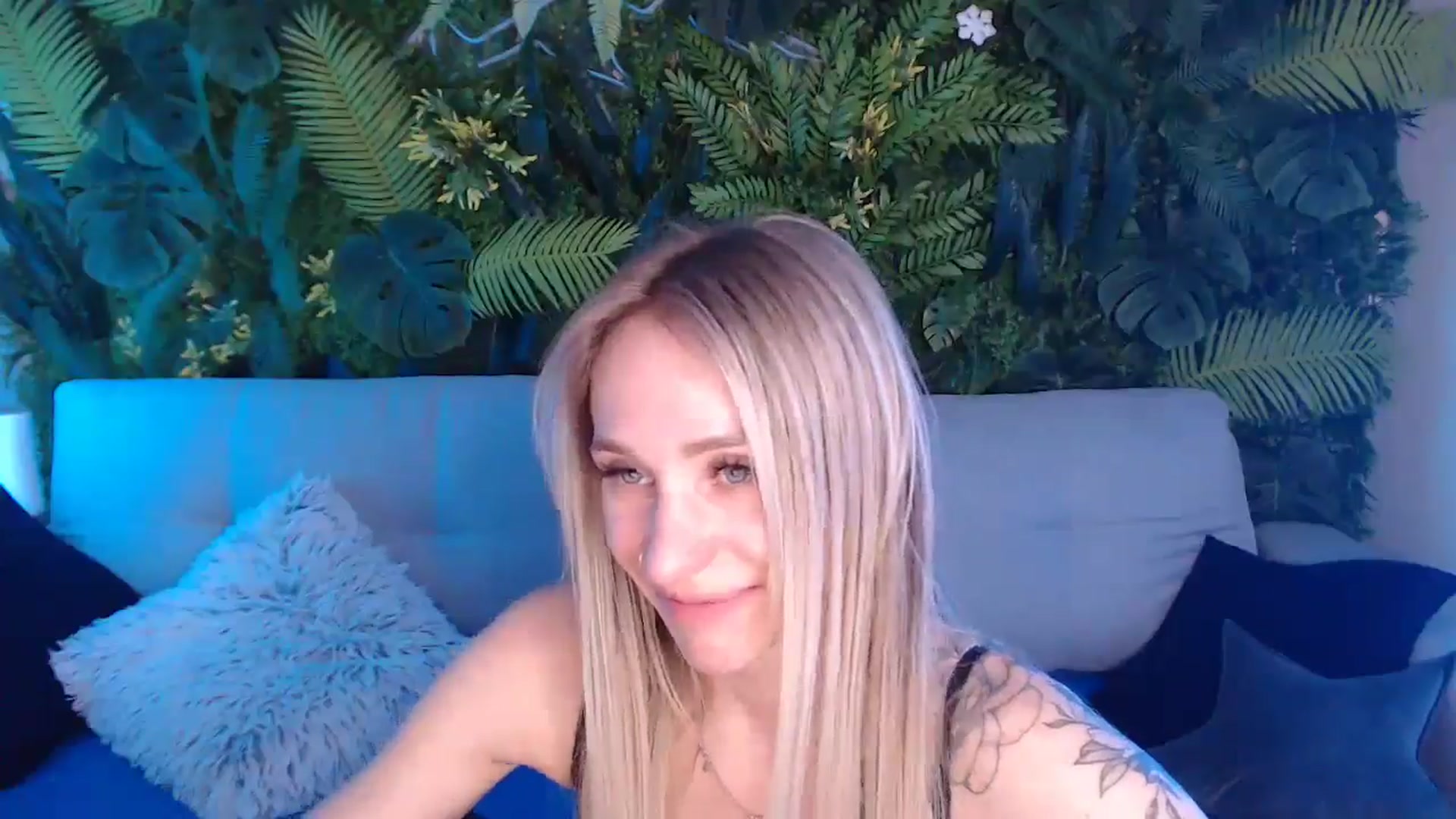Gallery image thumbnail from Horny_Blond's myfreecams stream on, 05/10/2024, 10:25 image 4 of 20