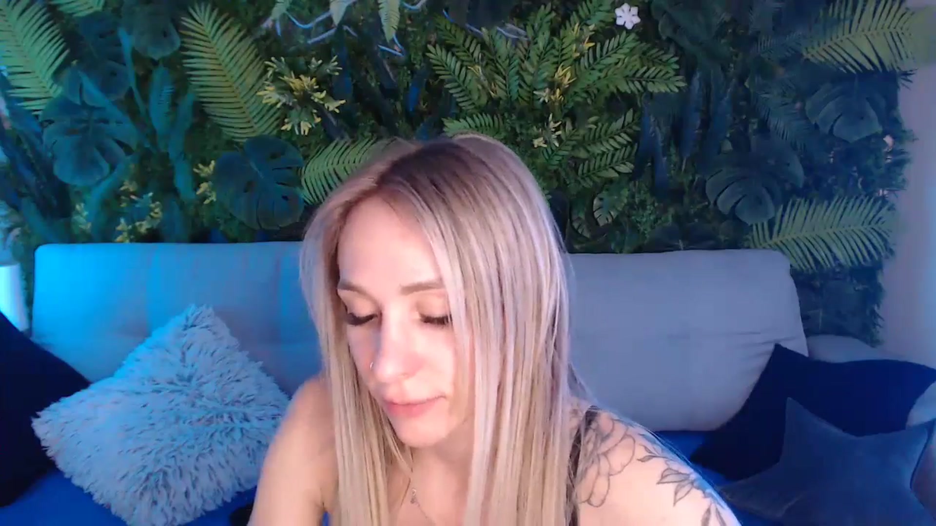 Gallery image thumbnail from Horny_Blond's myfreecams stream on, 05/10/2024, 10:25 image 2 of 20