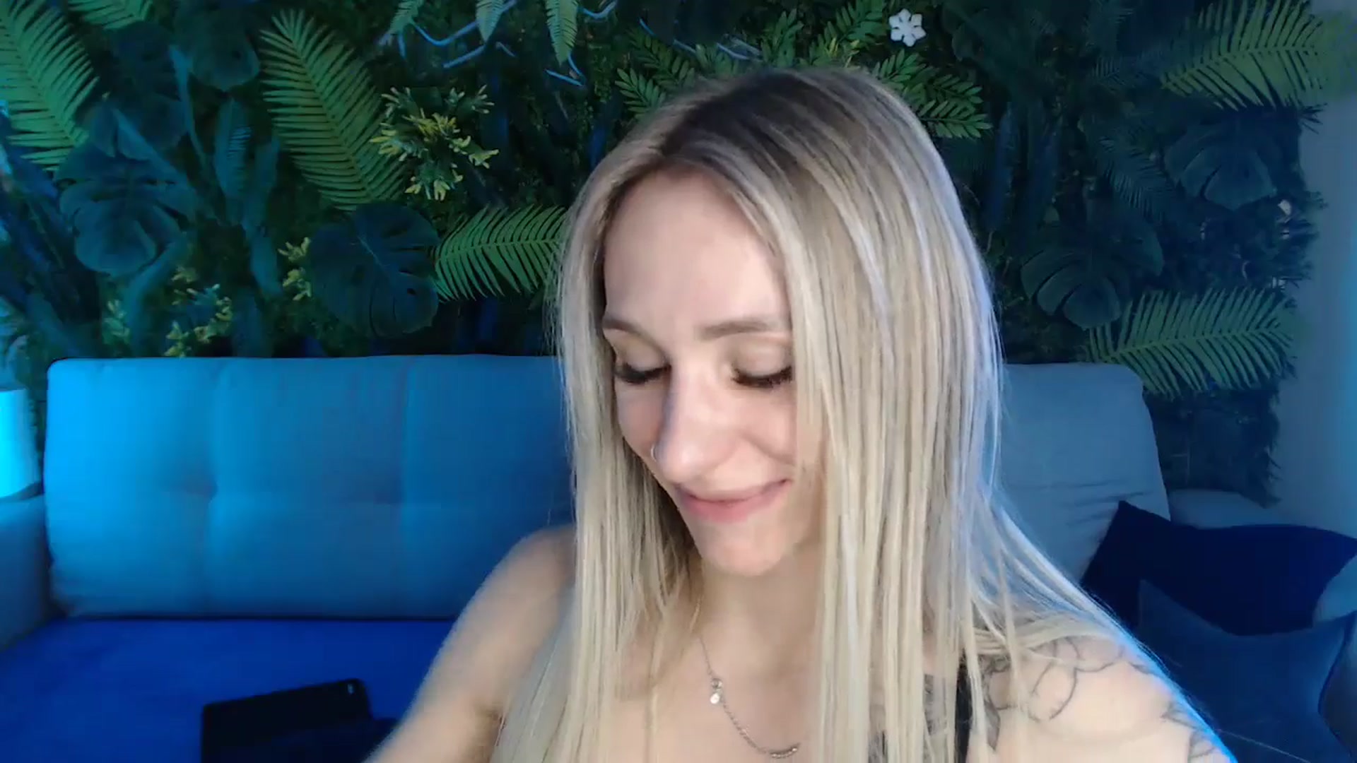 Gallery image thumbnail from Horny_Blond's myfreecams stream on, 05/10/2024, 11:11 image 8 of 20