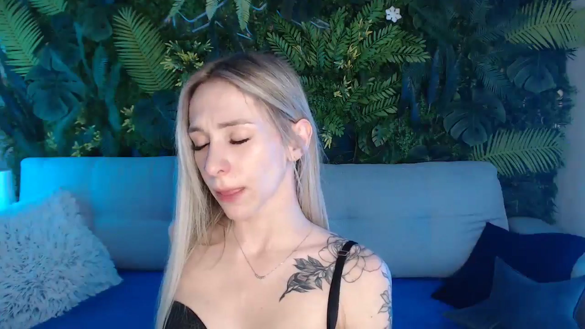 Gallery image thumbnail from Horny_Blond's myfreecams stream on, 05/11/2024, 09:06 image 2 of 20