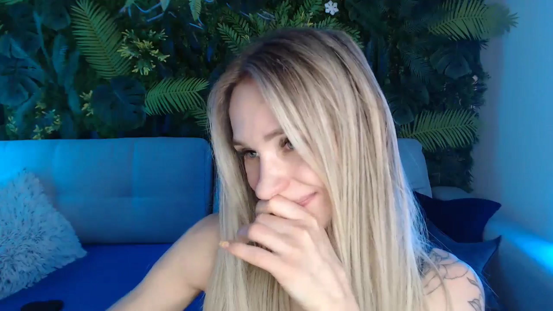 Gallery image thumbnail from Horny_Blond's myfreecams stream on, 05/11/2024, 10:11 image 18 of 20