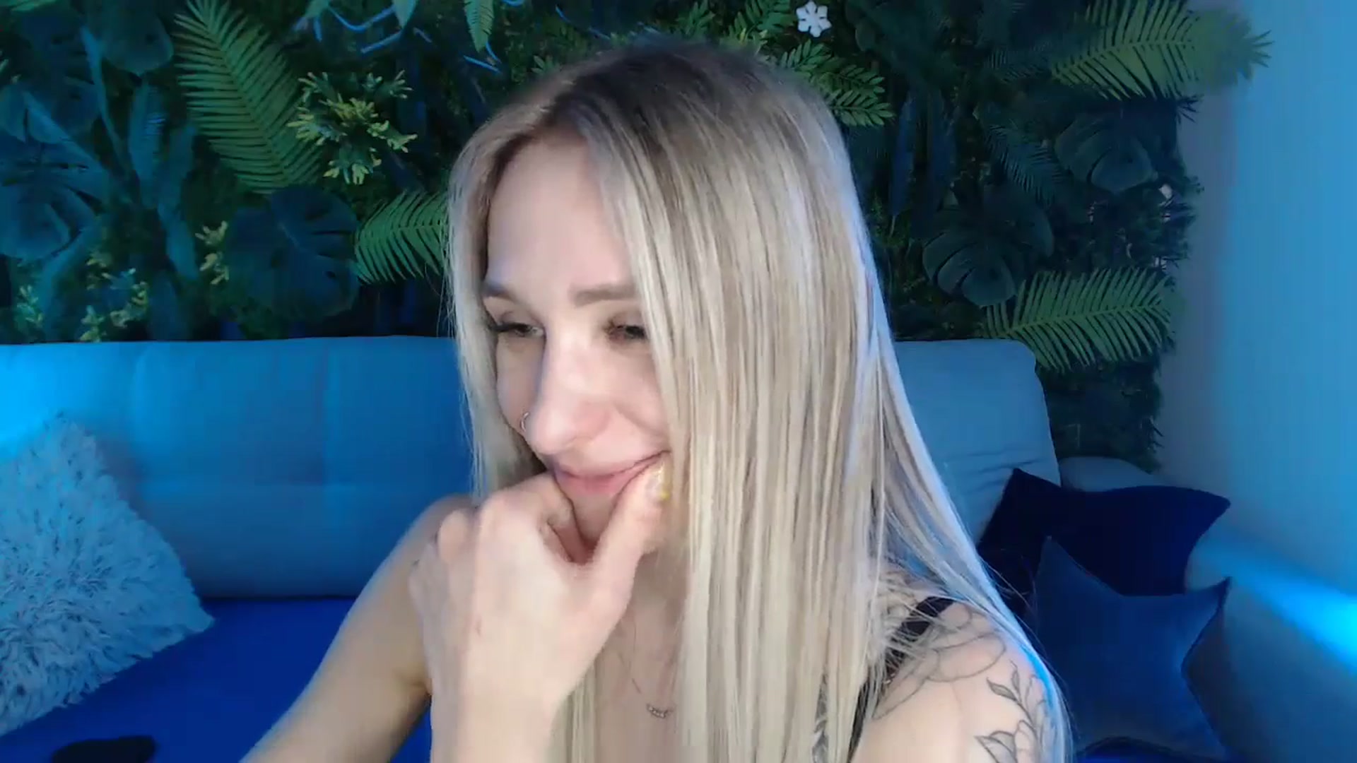 Gallery image thumbnail from Horny_Blond's myfreecams stream on, 05/11/2024, 10:11 image 14 of 20