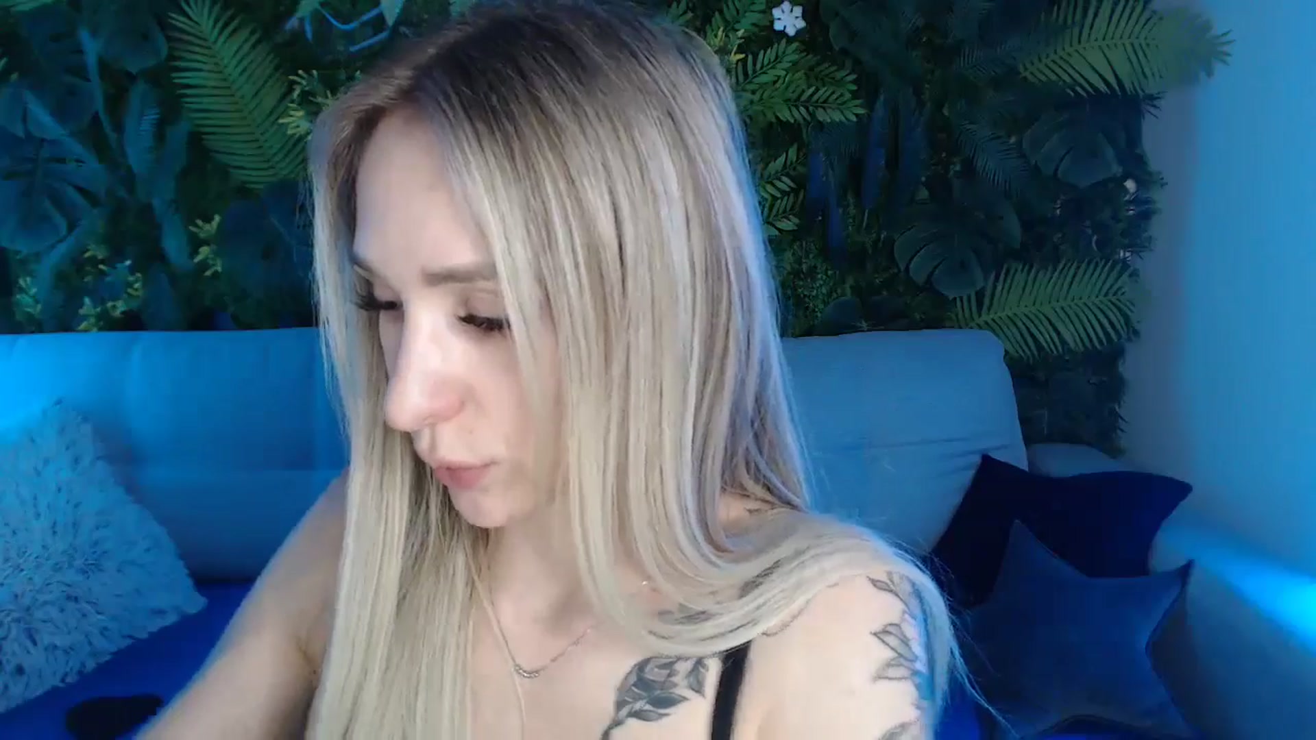 Gallery image thumbnail from Horny_Blond's myfreecams stream on, 05/11/2024, 10:11 image 4 of 20
