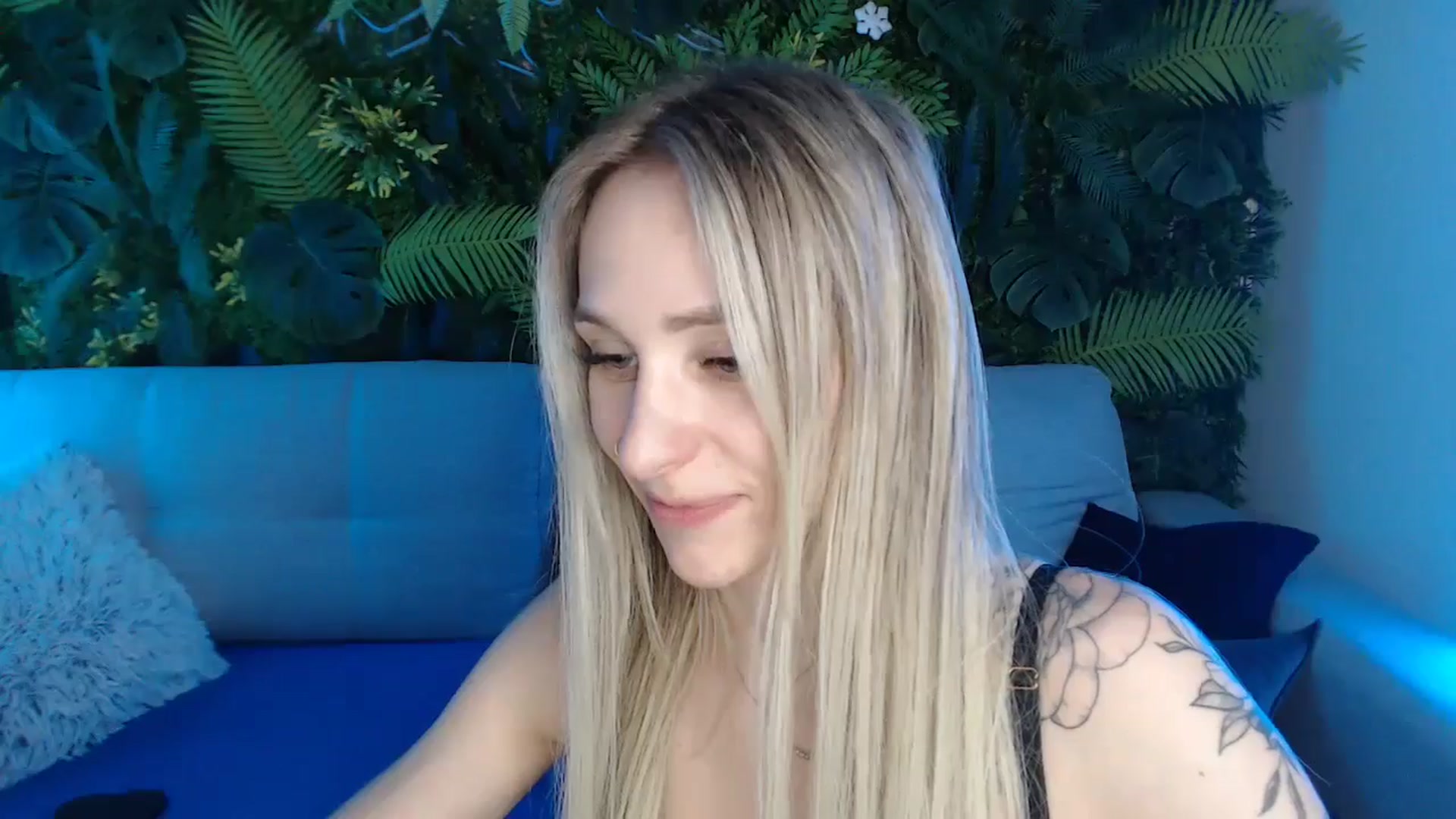Gallery image thumbnail from Horny_Blond's myfreecams stream on, 05/11/2024, 10:11 image 19 of 20
