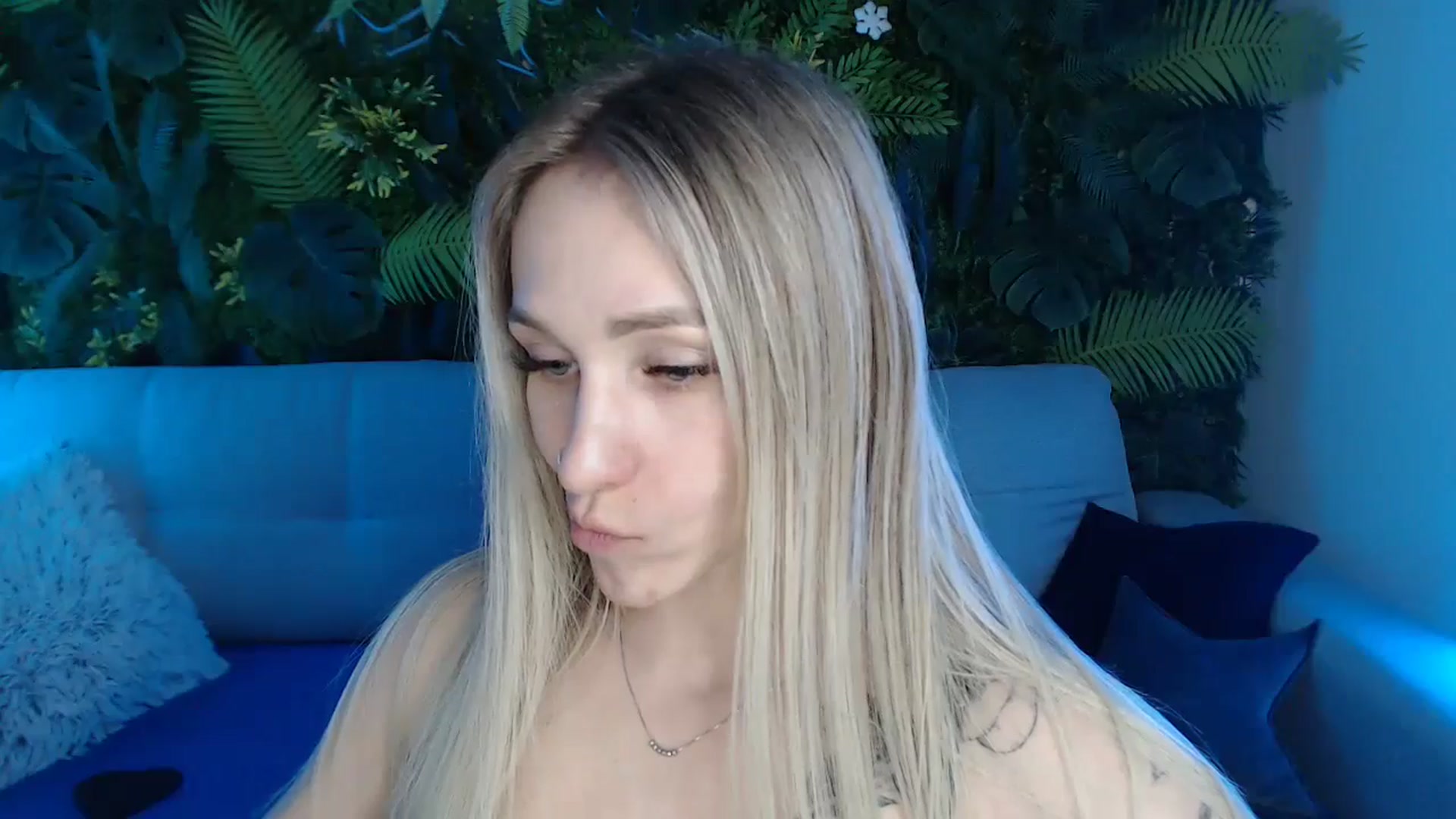 Gallery image thumbnail from Horny_Blond's myfreecams stream on, 05/11/2024, 10:11 image 8 of 20