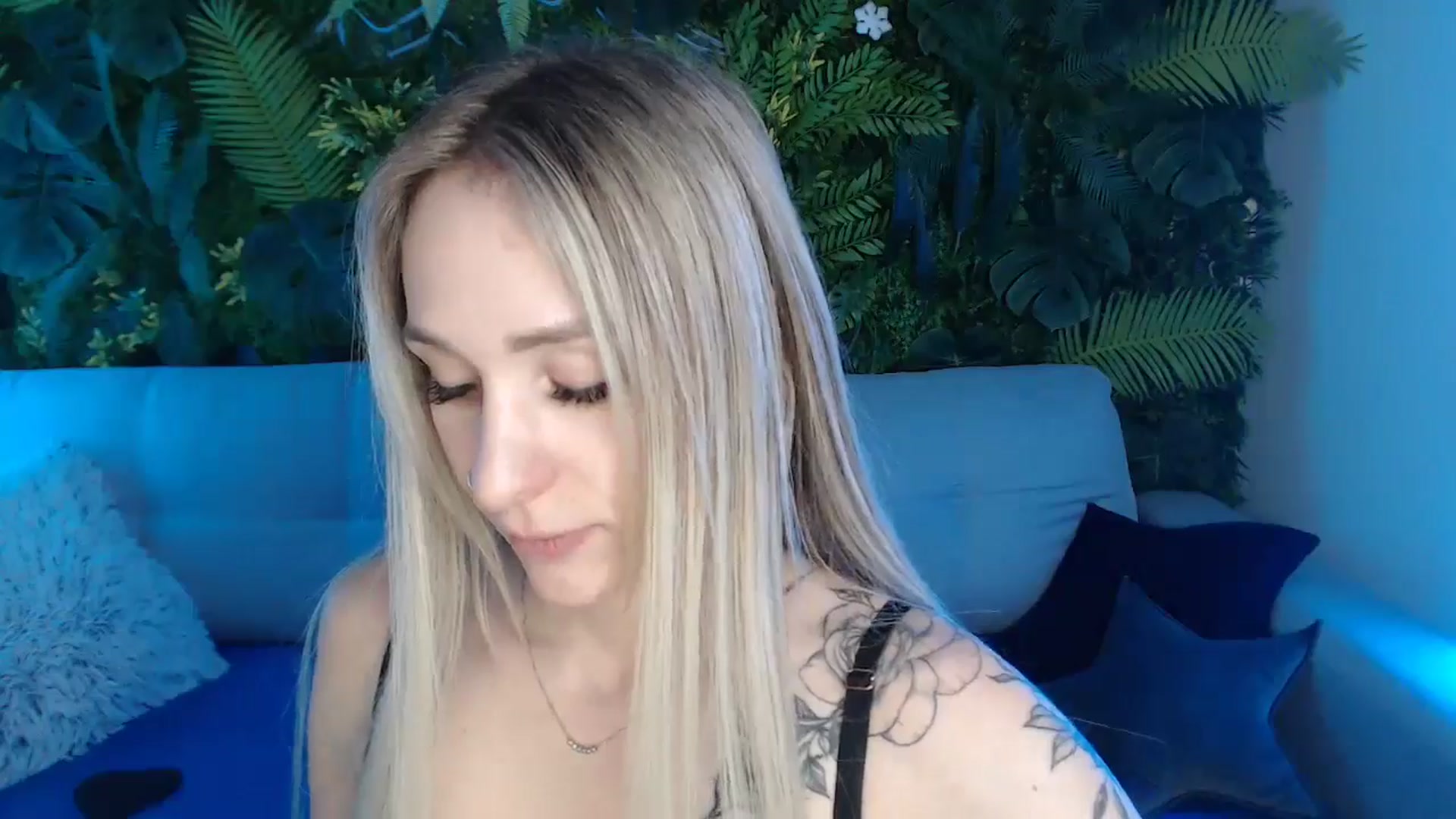 Gallery image thumbnail from Horny_Blond's myfreecams stream on, 05/11/2024, 10:11 image 11 of 20