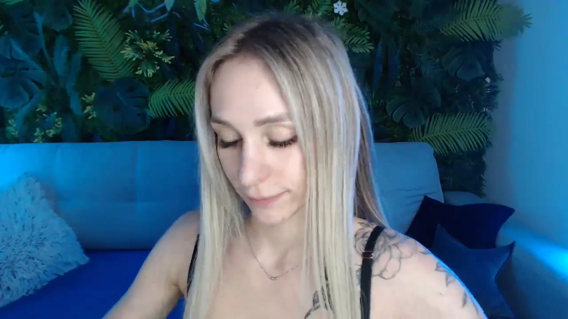Gallery image thumbnail from Horny_Blond's myfreecams stream on, 05/11/2024, 12:41 image 13 of 20