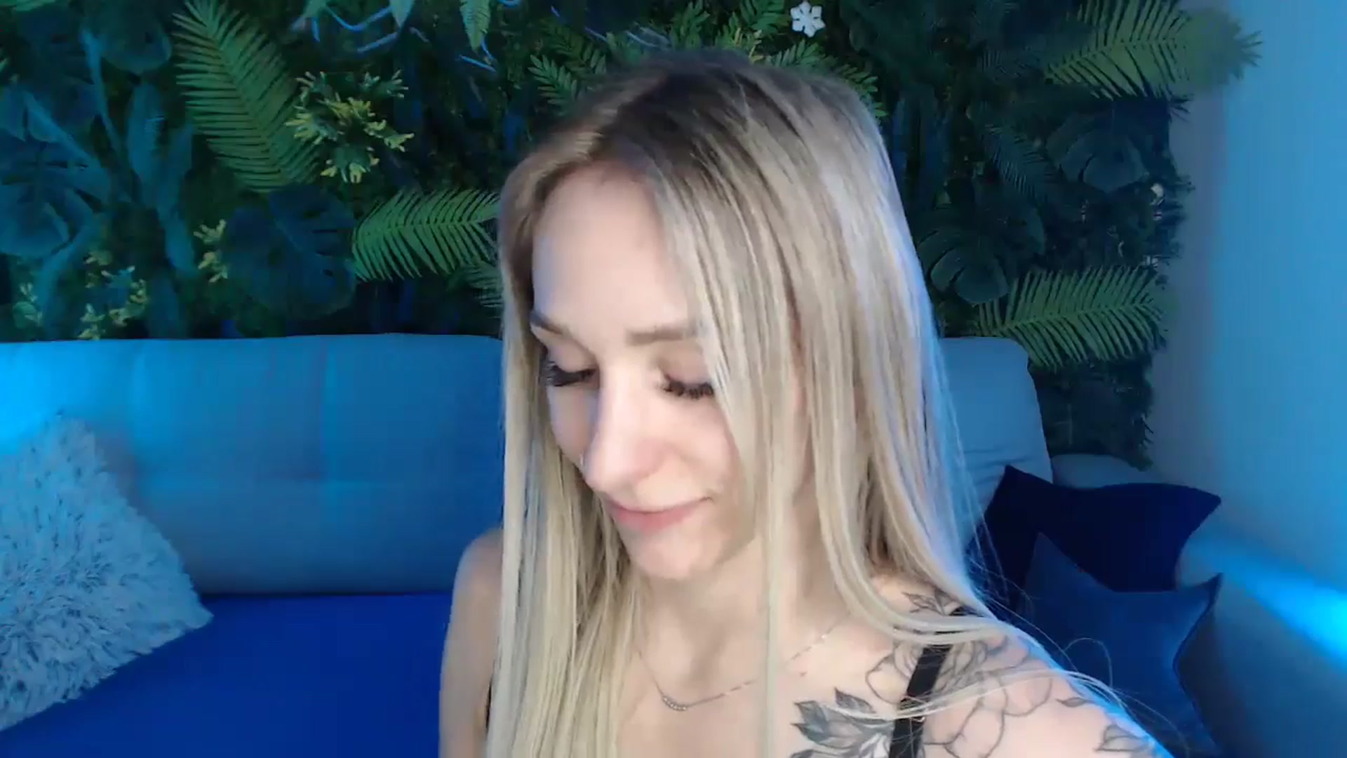 Gallery image thumbnail from Horny_Blond's myfreecams stream on, 05/11/2024, 12:41 image 6 of 20