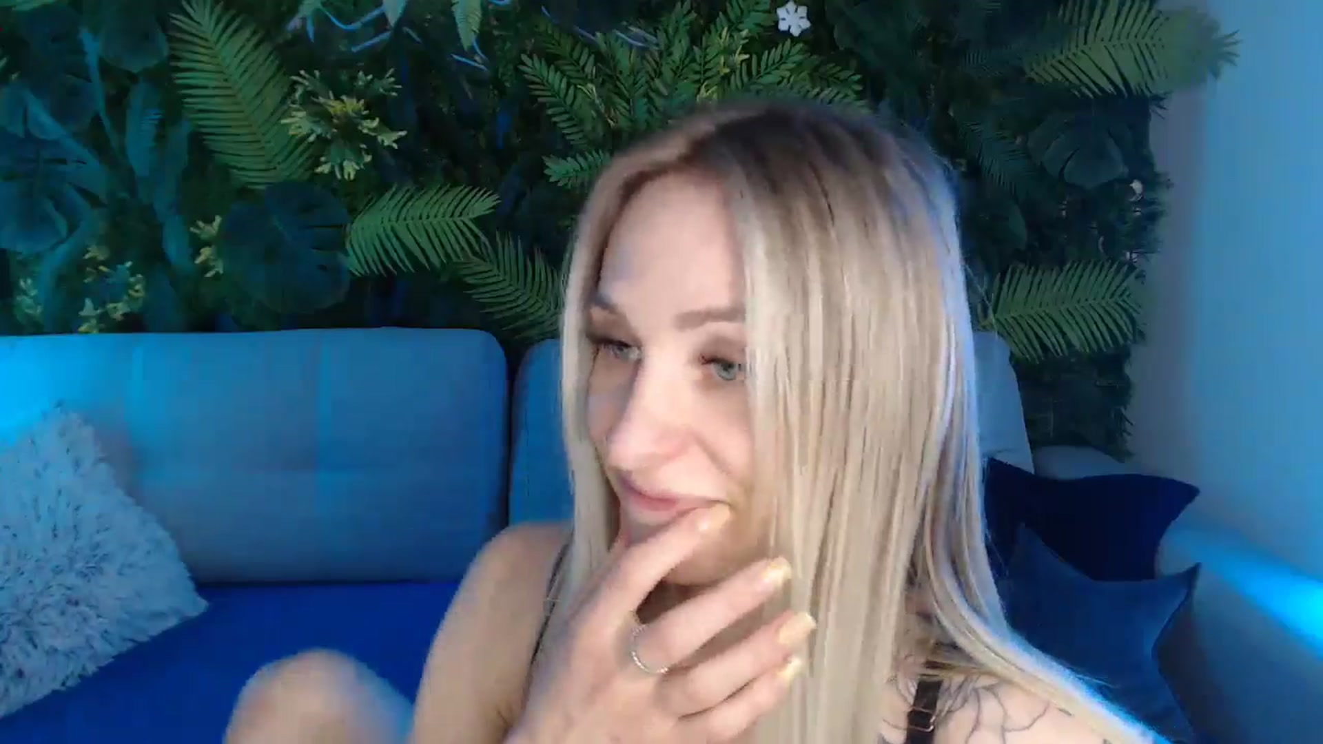 Gallery image thumbnail from Horny_Blond's myfreecams stream on, 05/11/2024, 12:41 image 12 of 20