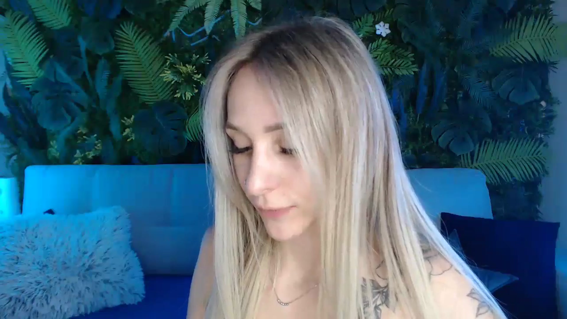Gallery image thumbnail from Horny_Blond's myfreecams stream on, 05/12/2024, 11:07 image 18 of 20