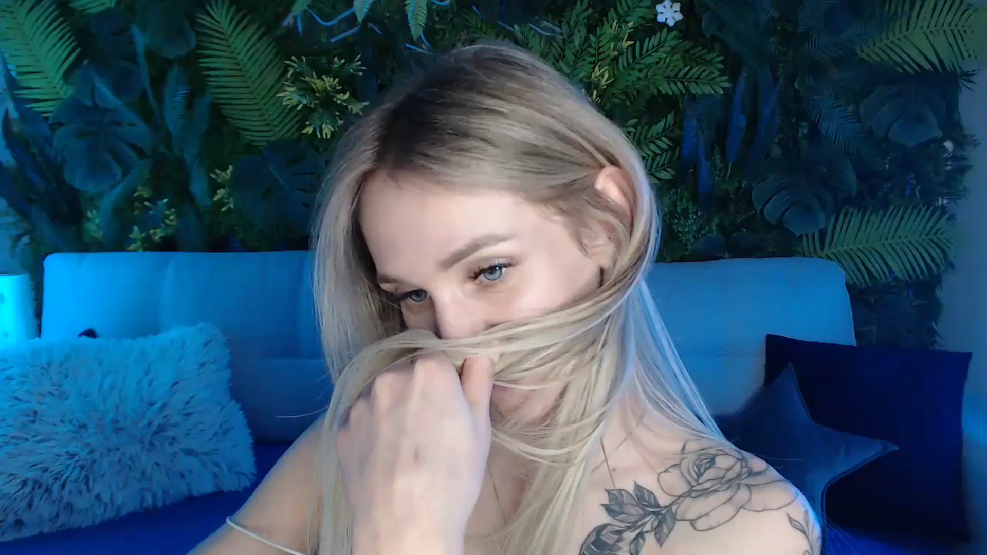 Gallery image thumbnail from Horny_Blond's myfreecams stream on, 05/12/2024, 11:07 image 12 of 20