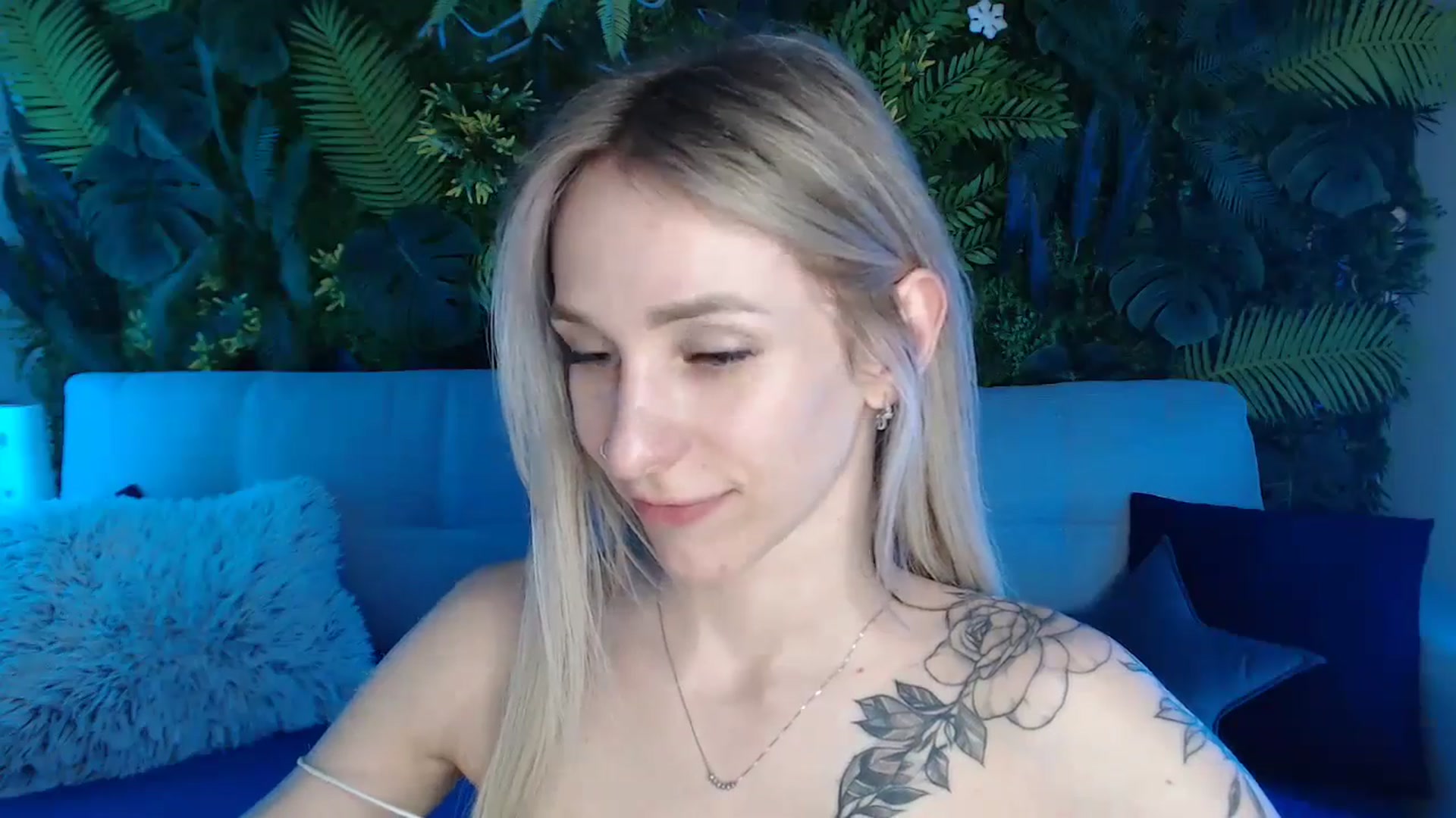Gallery image thumbnail from Horny_Blond's myfreecams stream on, 05/12/2024, 11:07 image 11 of 20