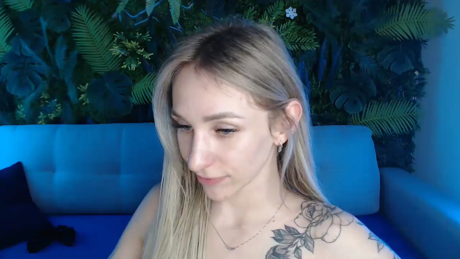 Gallery image thumbnail from Horny_Blond's myfreecams stream on, 05/12/2024, 12:04 image 6 of 20