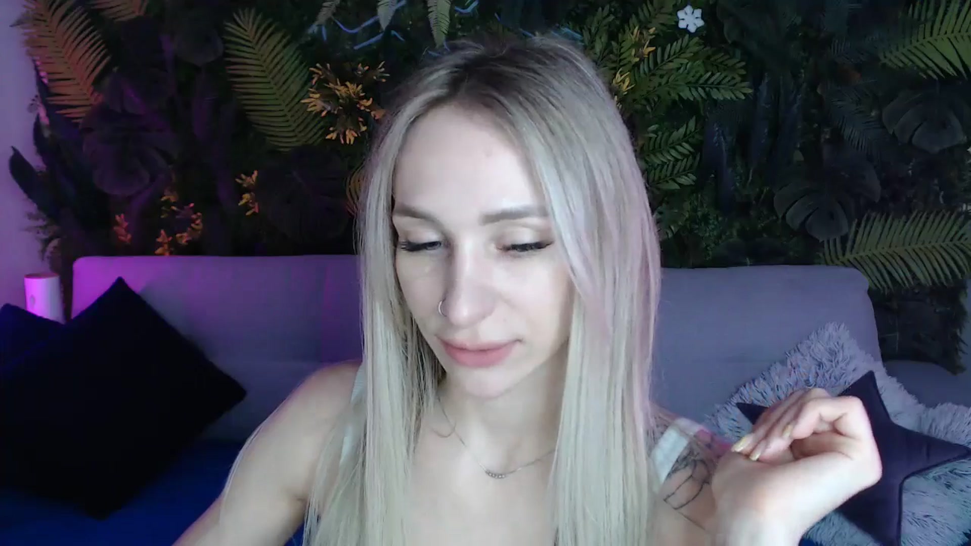 Gallery image thumbnail from Horny_Blond's myfreecams stream on, 05/13/2024, 08:11 image 4 of 20