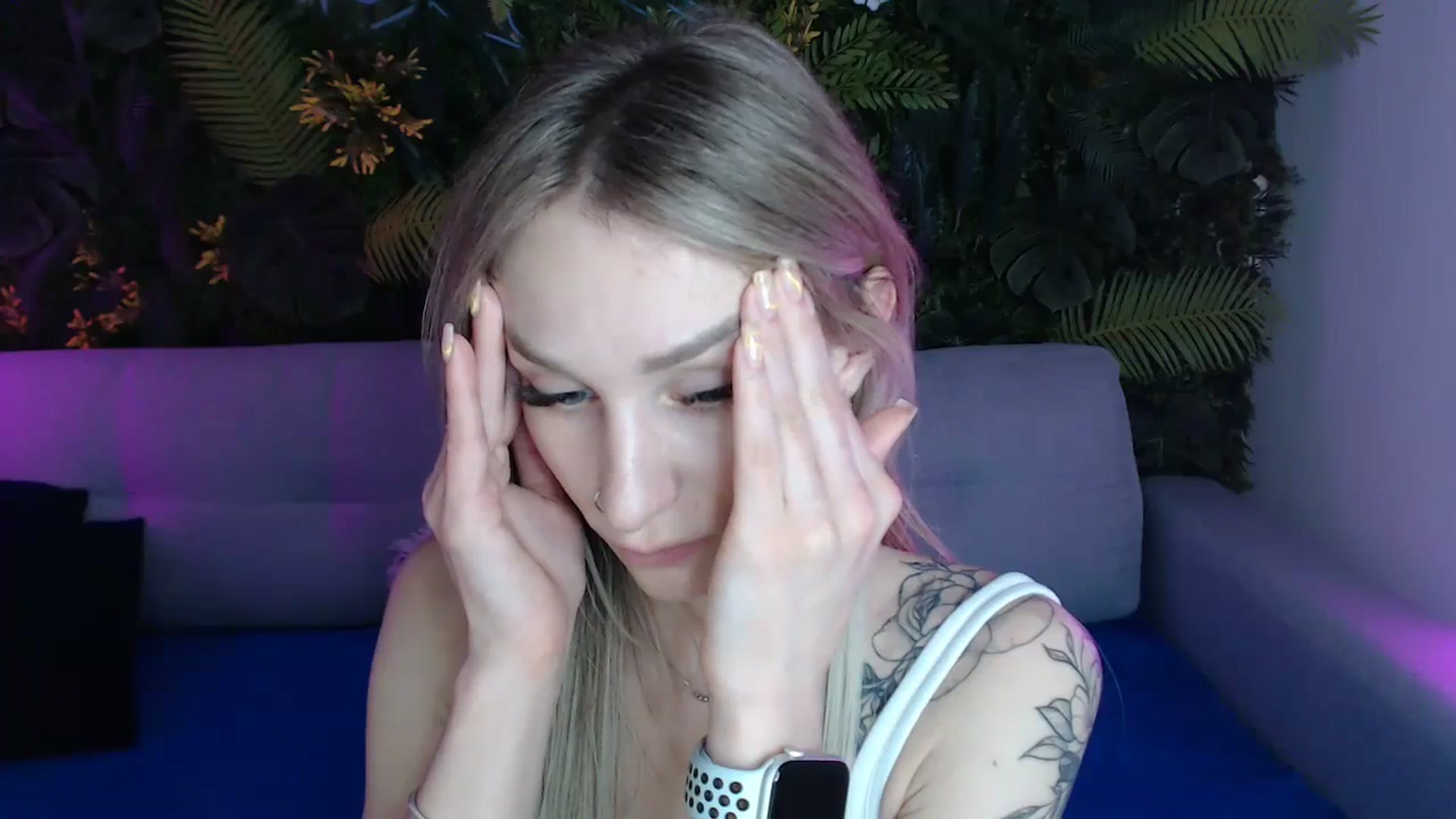 Gallery image thumbnail from Horny_Blond's myfreecams stream on, 05/13/2024, 13:16 image 4 of 20