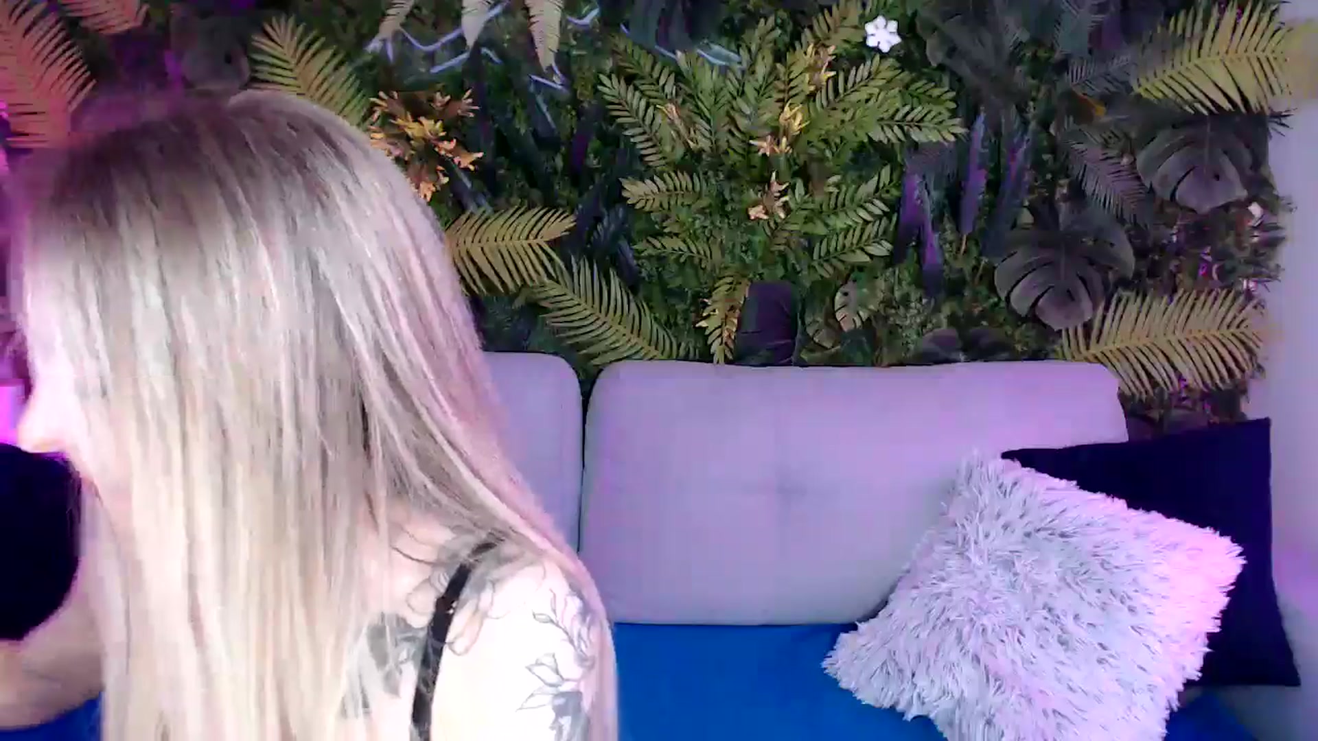 Gallery image thumbnail from Horny_Blond's myfreecams stream on, 05/14/2024, 08:32 image 4 of 20