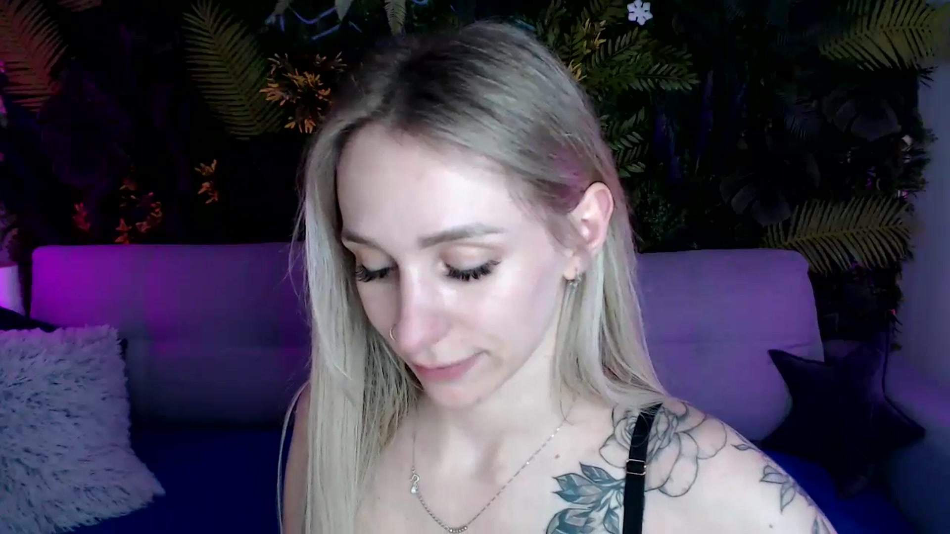 Gallery image thumbnail from Horny_Blond's myfreecams stream on, 05/14/2024, 11:45 image 2 of 20