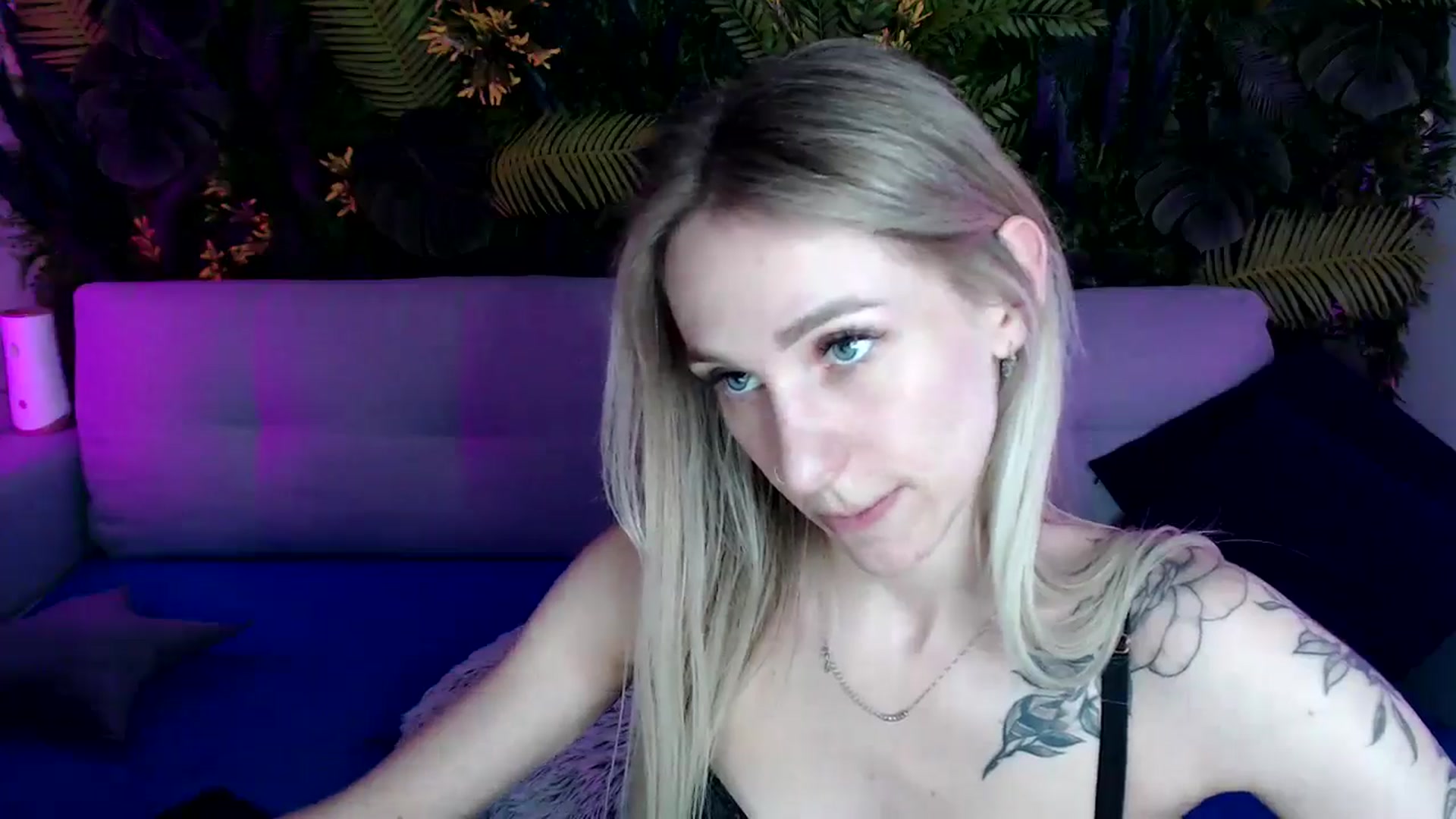 Gallery image thumbnail from Horny_Blond's myfreecams stream on, 05/14/2024, 12:38 image 7 of 20
